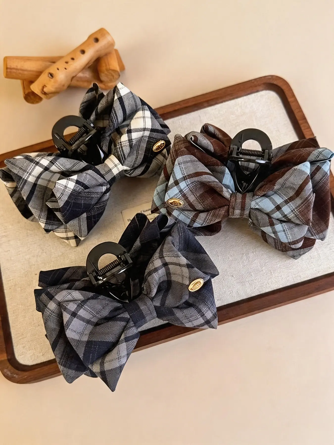 3pcs Retro Plaid Large Ruffled Bow hair Clips for Women Daily Commute Back Shark Clip Fashion Girl Hair Accessories claw clip