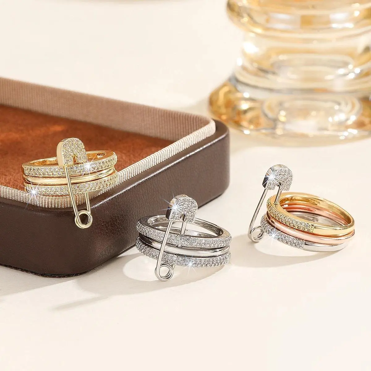A Three-Ring Paper Clip Style Ring, Made Of Copper And Inlaid With Zircon, Simple And Stylish, Suitable For Fashionable women
