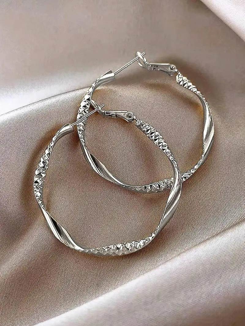 Minimalist Temperament Twist Design Rhinestone Decorated, 1 Pair Fashion Exquisite Silky Texture Design Hoop Earrings, Hoop Shape Earrings, Fashionable Earrings, Jewelry for Party, Daily Clothing Decor, Jewelry Gifts