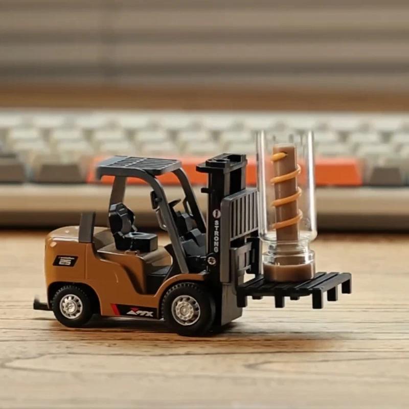 2026 New 1/64 Remote-Controlled Alloy Forklift Engineering Vehicle Tabletop Toys Model Collection Gift For Boys