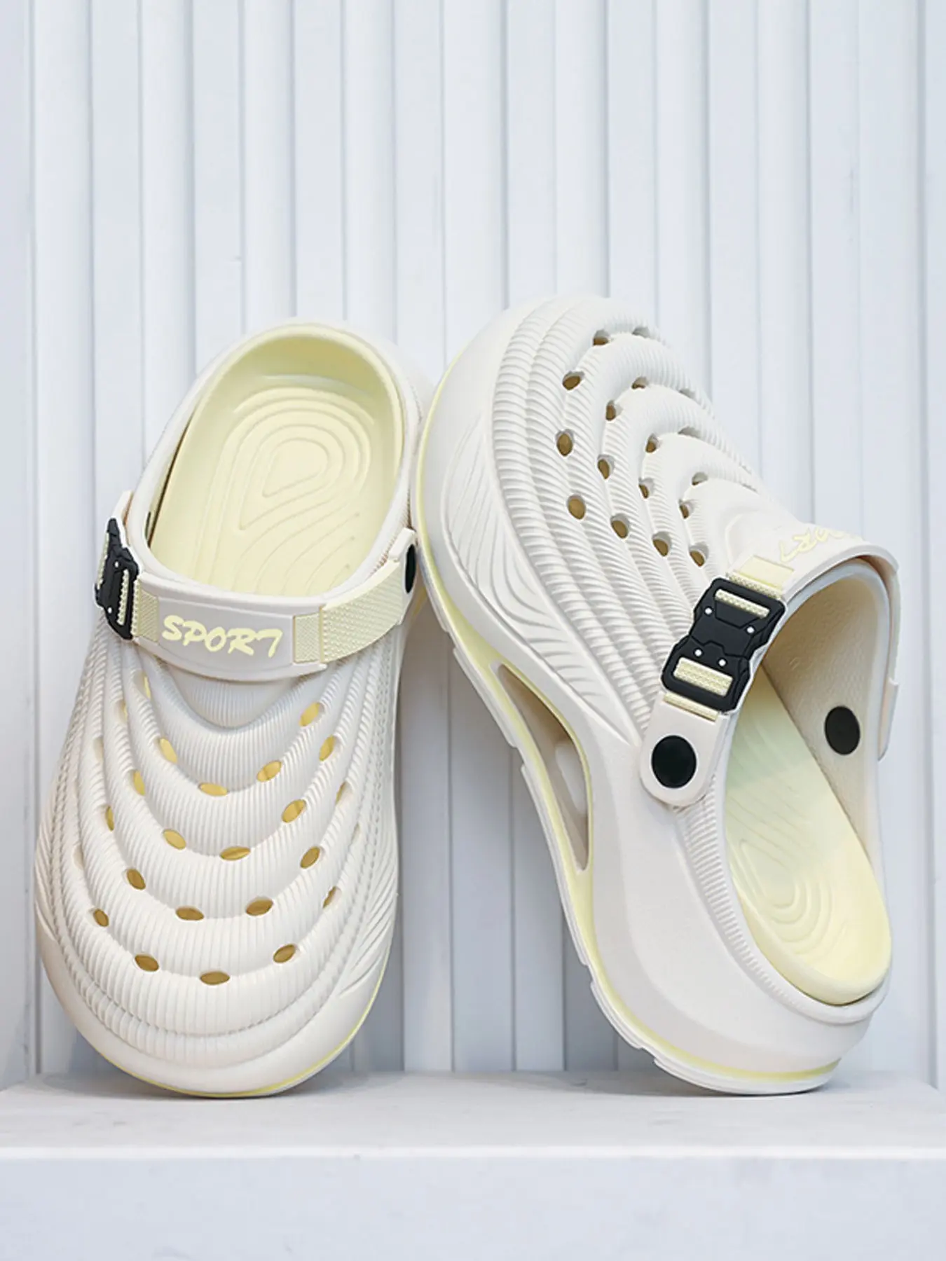 Women's Summer Holey Shoes, Unisex Fashion Eva Sandals, Breathable Lightweight Slippers, Comfortable Outdoor Beach Footwear, Casual Beach Slippers