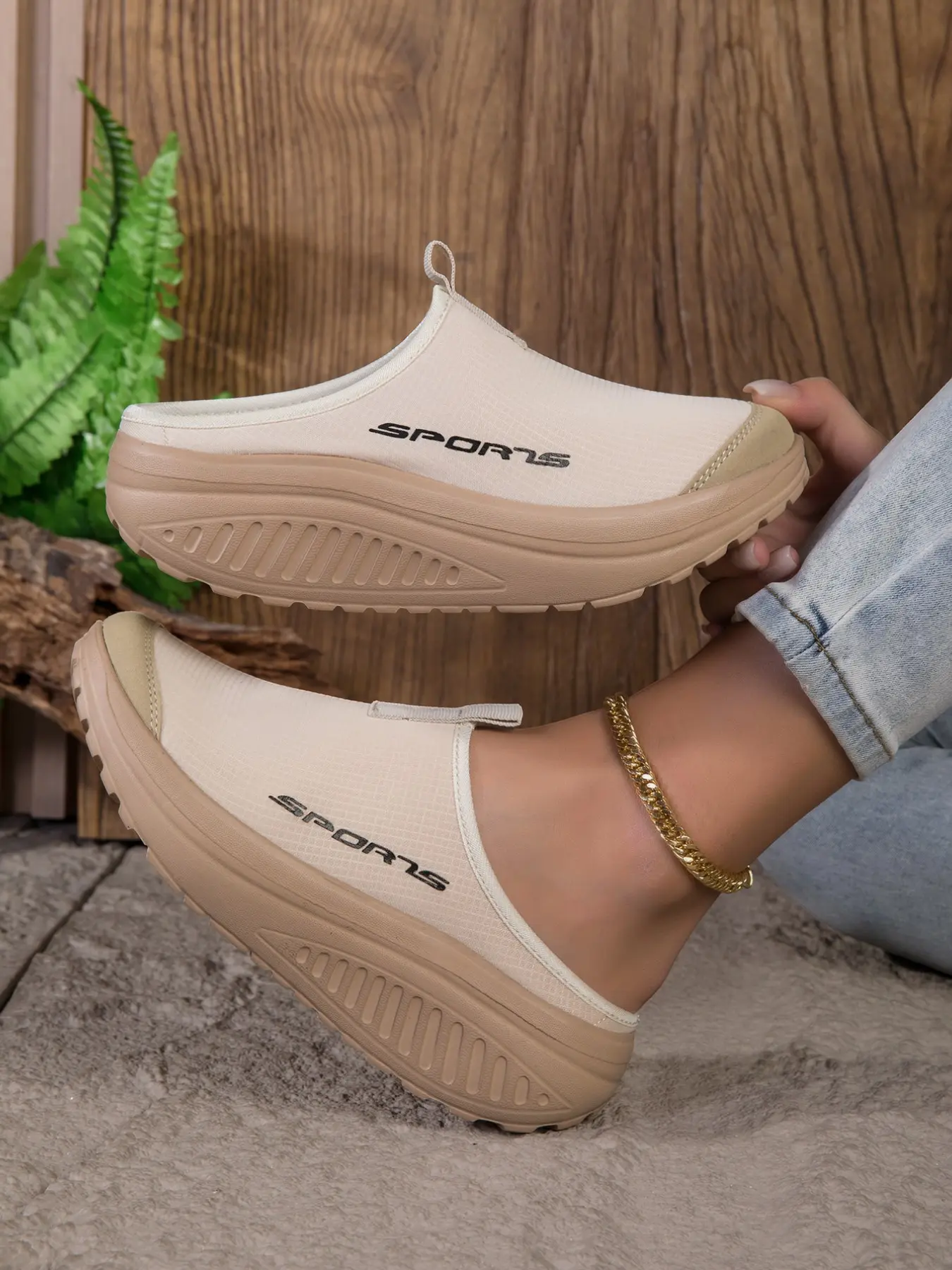 Women's Thick Sole Slip-On Slippers, Breathable Mesh Fabric, No Heel Design, Height-Boosting Shock-Absorbing Anti-Slip Outdoor Casual Walking Shoes