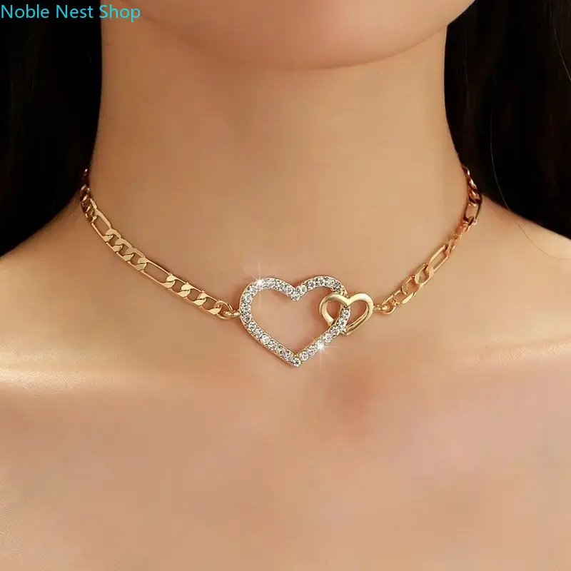 Women's Cutout Heart Collarbone Necklace - Slim Choker, Elegant Unisex Minimalist Costume Jewelry, Collarbone Fit for Daily Wear, Casual Occasions, No
