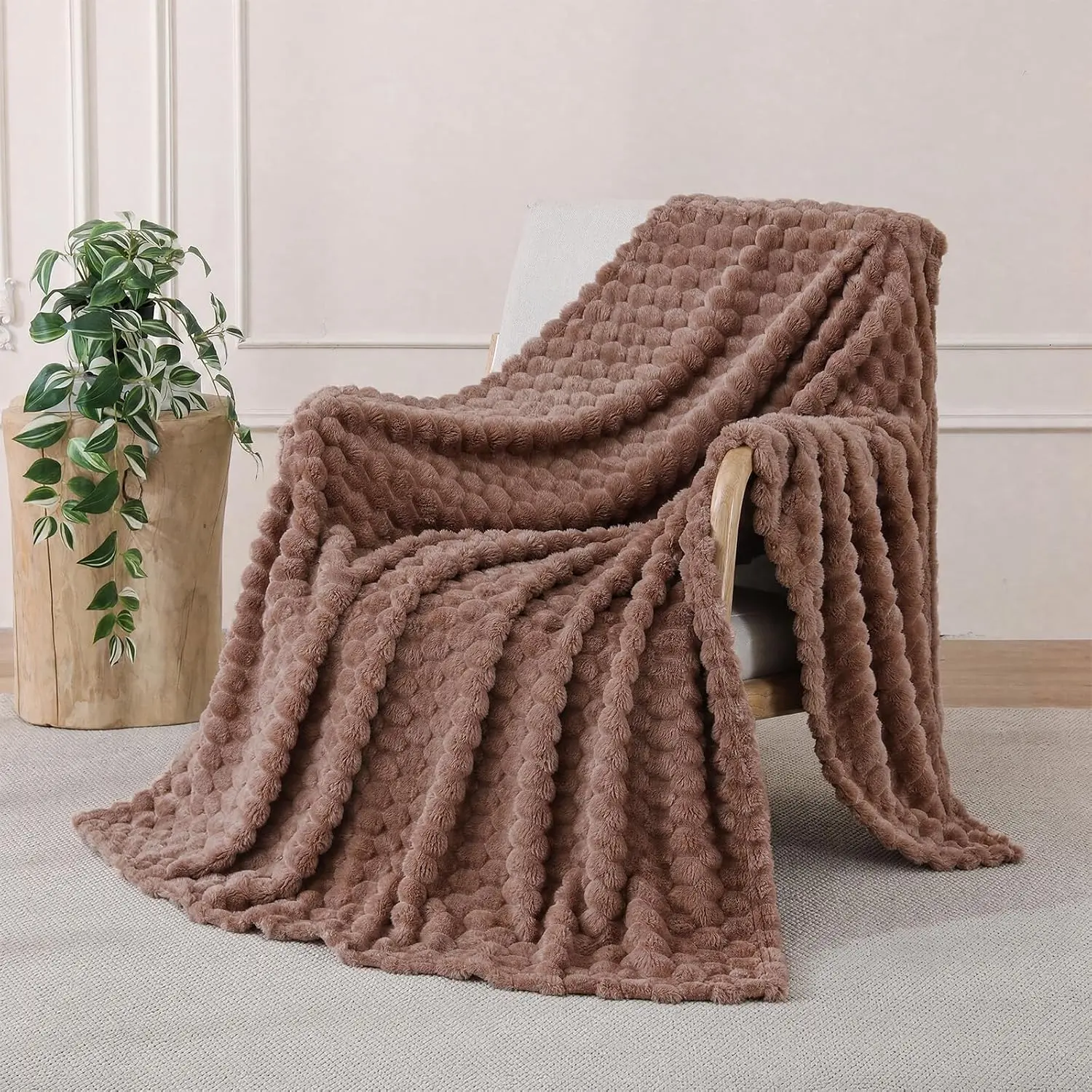Fleece Throw Blanket, Light Brown, 50"×60" for Couch Sofa Bed | Super Soft Cozy Plush Microfiber Flannel,  Jacquard,Lightweight for mom woman