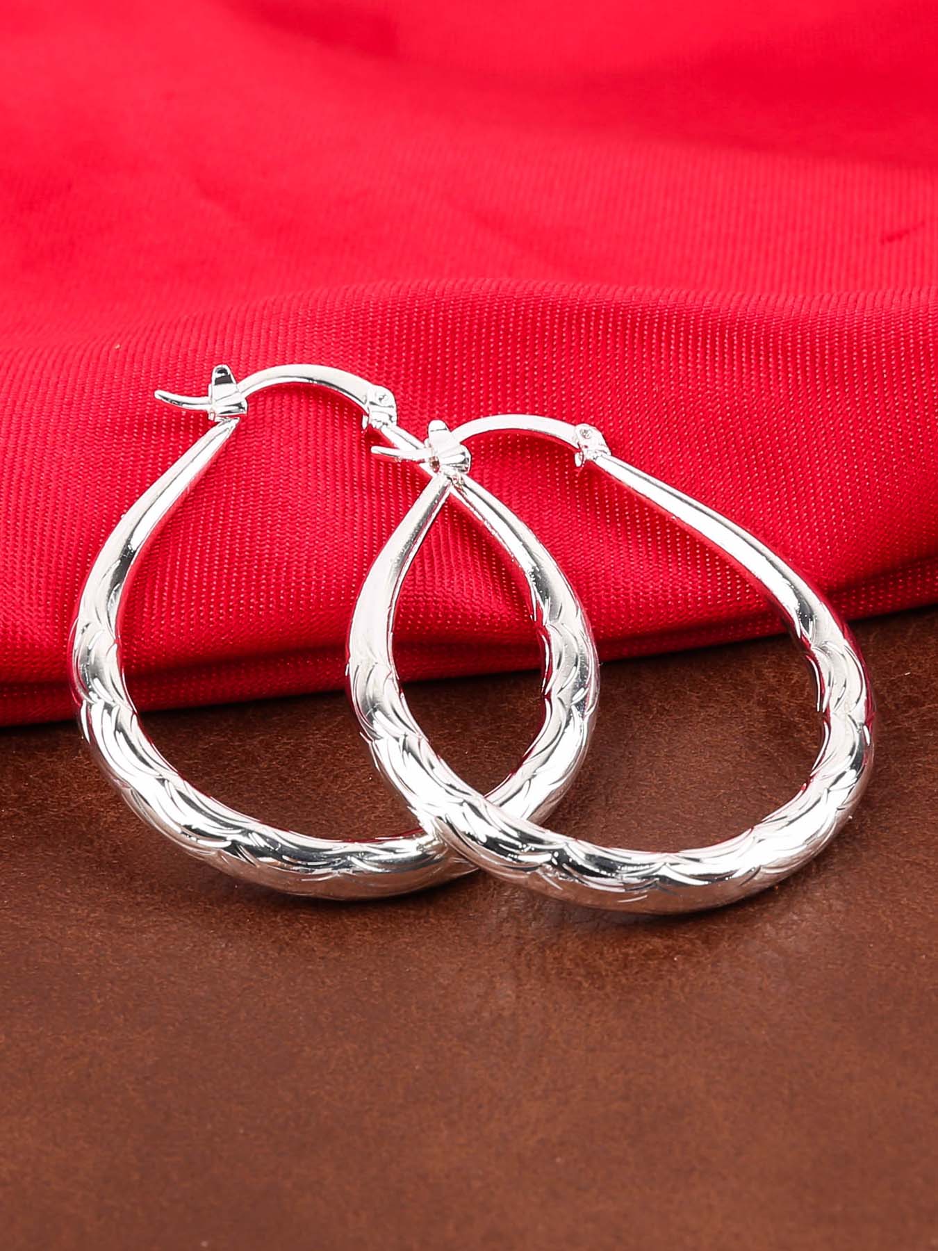 1 Pair Elegant Zinc Alloy Hoop Earrings, Water Drop Shaped Earrings for Women, Fashion Jewelry for Party, Daily Clothing Decor, Trendy All-match & Exquisite Jewelry for Birthday Gift, Fashionable Hoop Earrings