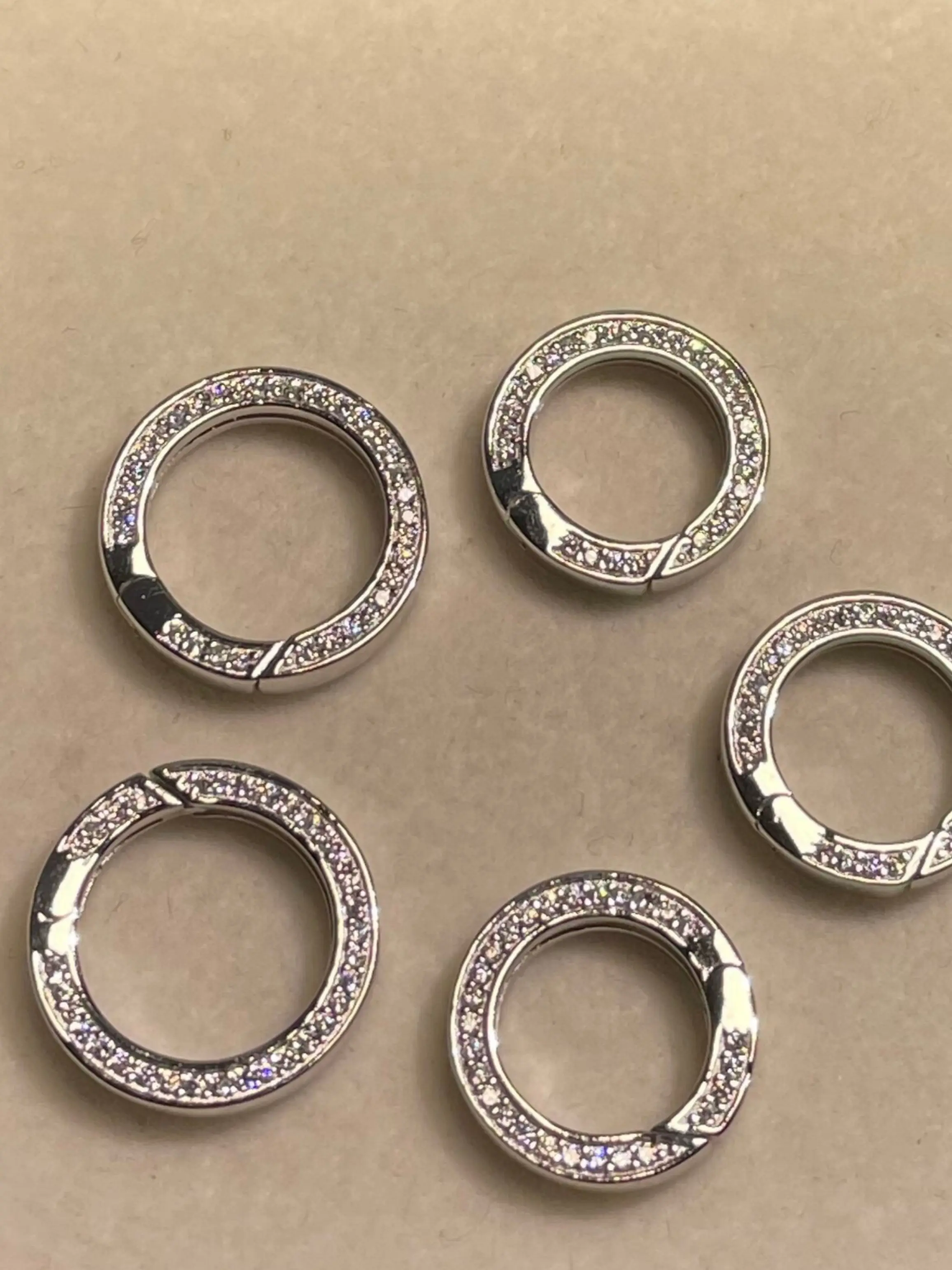 5 Pcs Large Rhinestone Keychains, Versatile Bag Accessories, Handmade Short Chain, Durable Metal Keychains, Cute Style