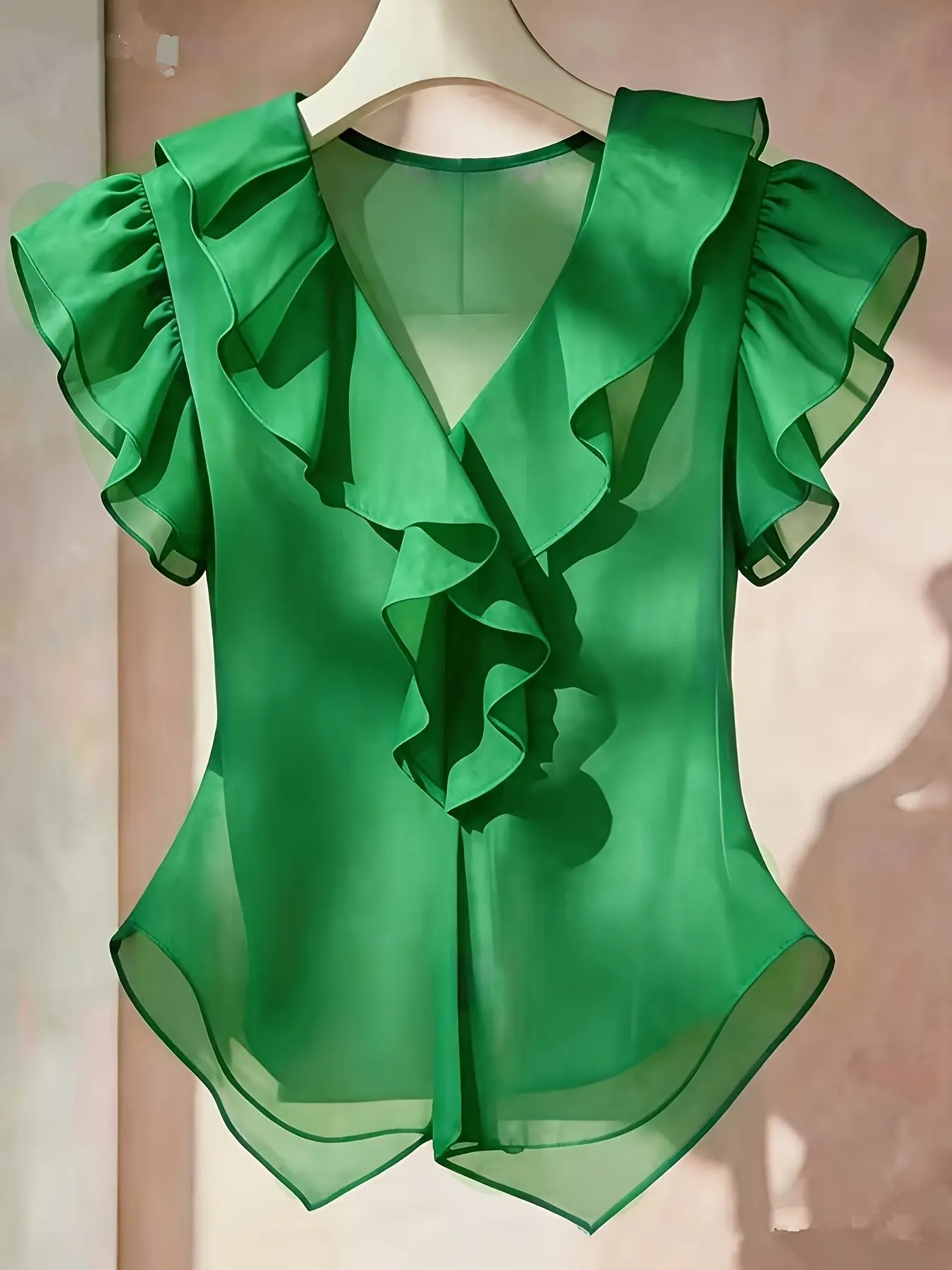 French Style Solid Color Ruffle Short Sleeve Shirt, Chiffon Top for Women, Summer Fashion, Elegant and Comfortable, Perfect for Daily Wear