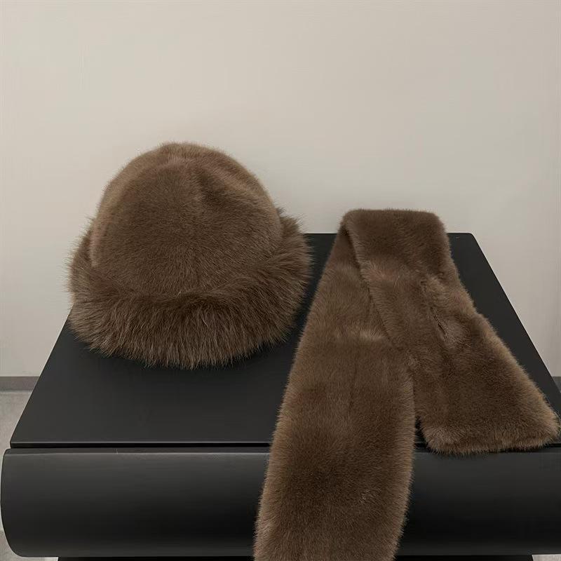 2Pcs Scarf and Hat Set Women Pullover Cap Winter Thickened Plush Warm Cap and Scarf Kit Fashioncute Beanies Hat