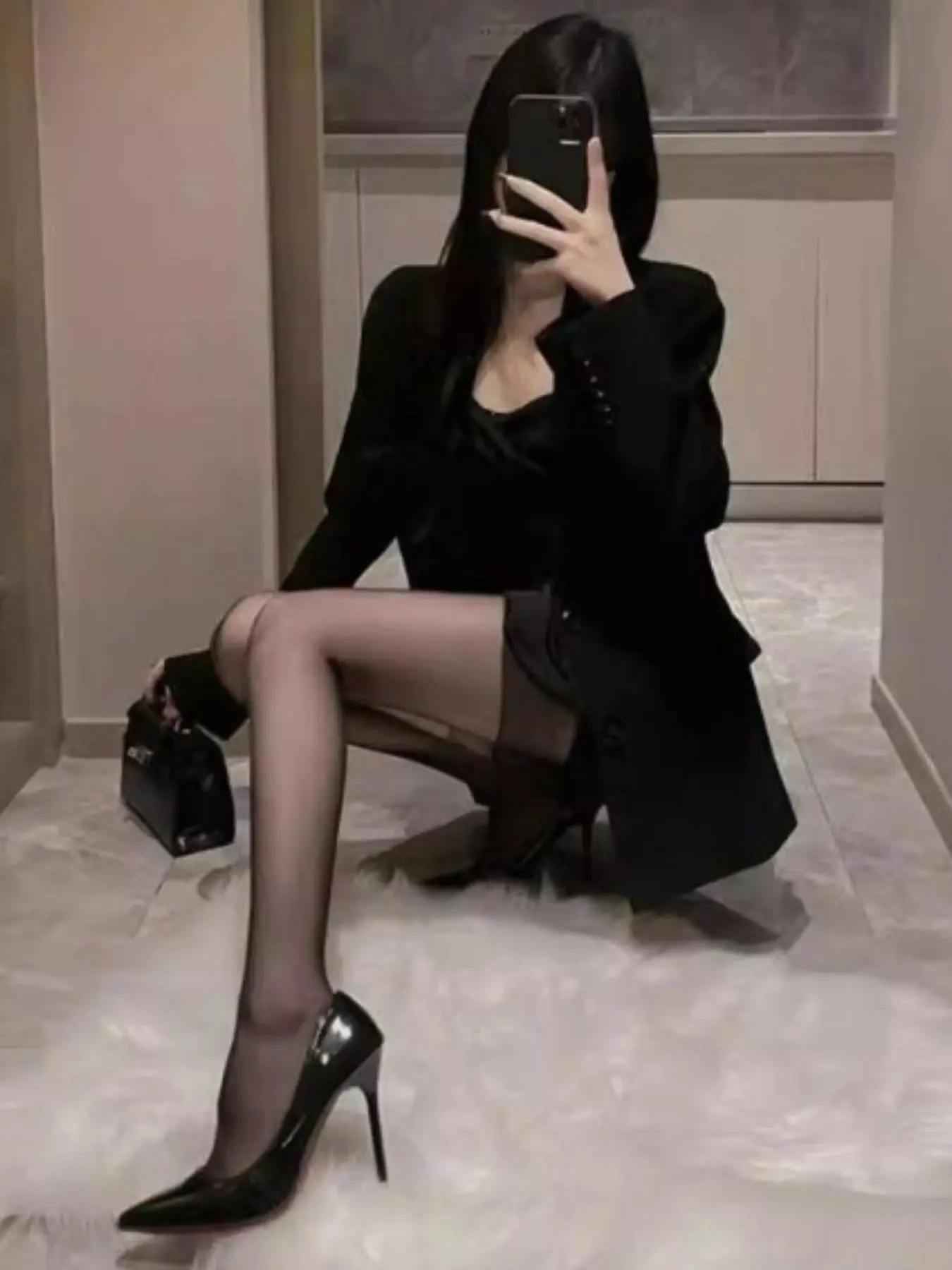 Ultra-Thin Disposable Stockings, Sexy Ripped Design, Easy Tear Silk Stockings, Perfect for Fashionable Occasions