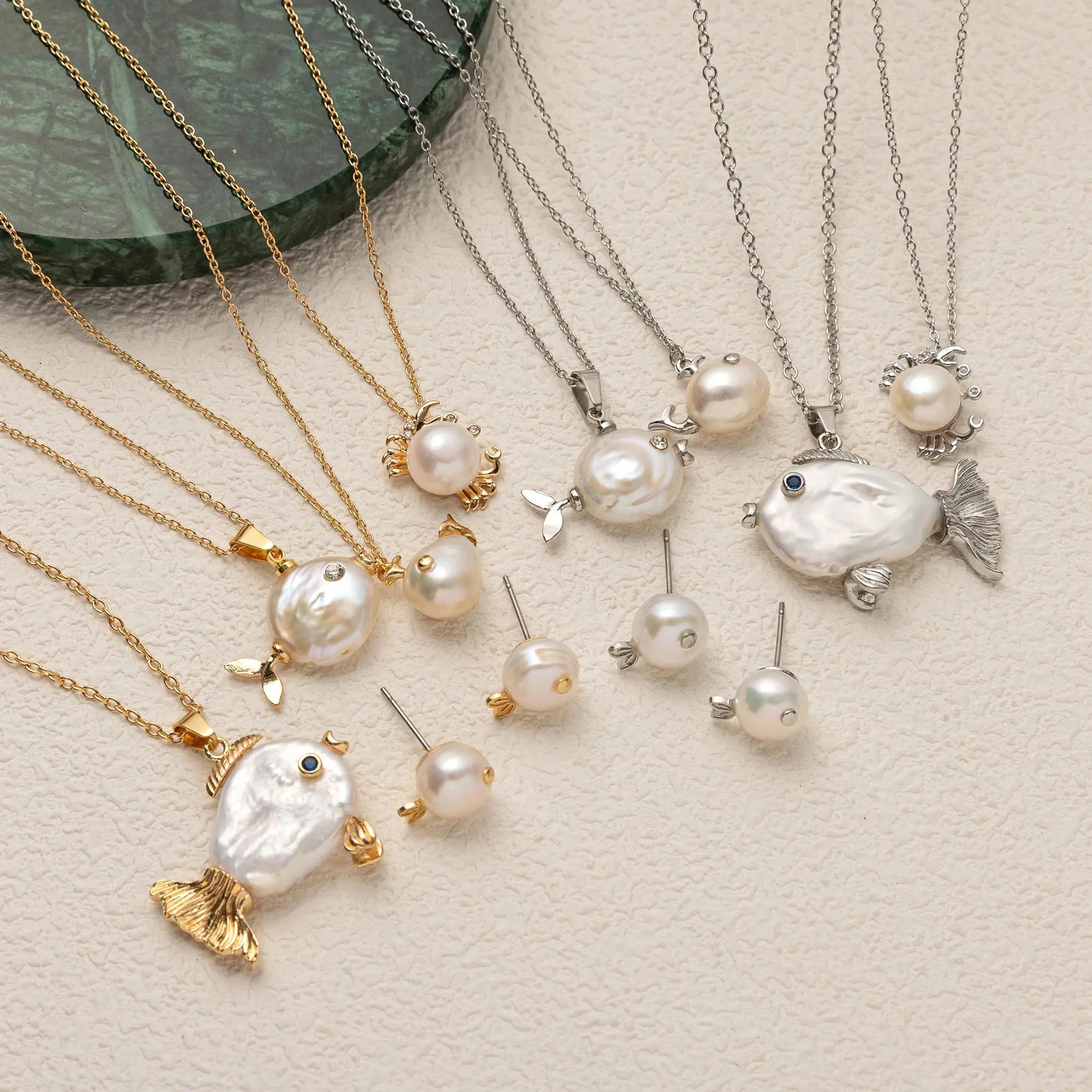 Baroque Whale Necklace, Alien Pearl, Marine Life Pendant, Clavicle Chain, Small Fish, Gold Plated, Color Preserved