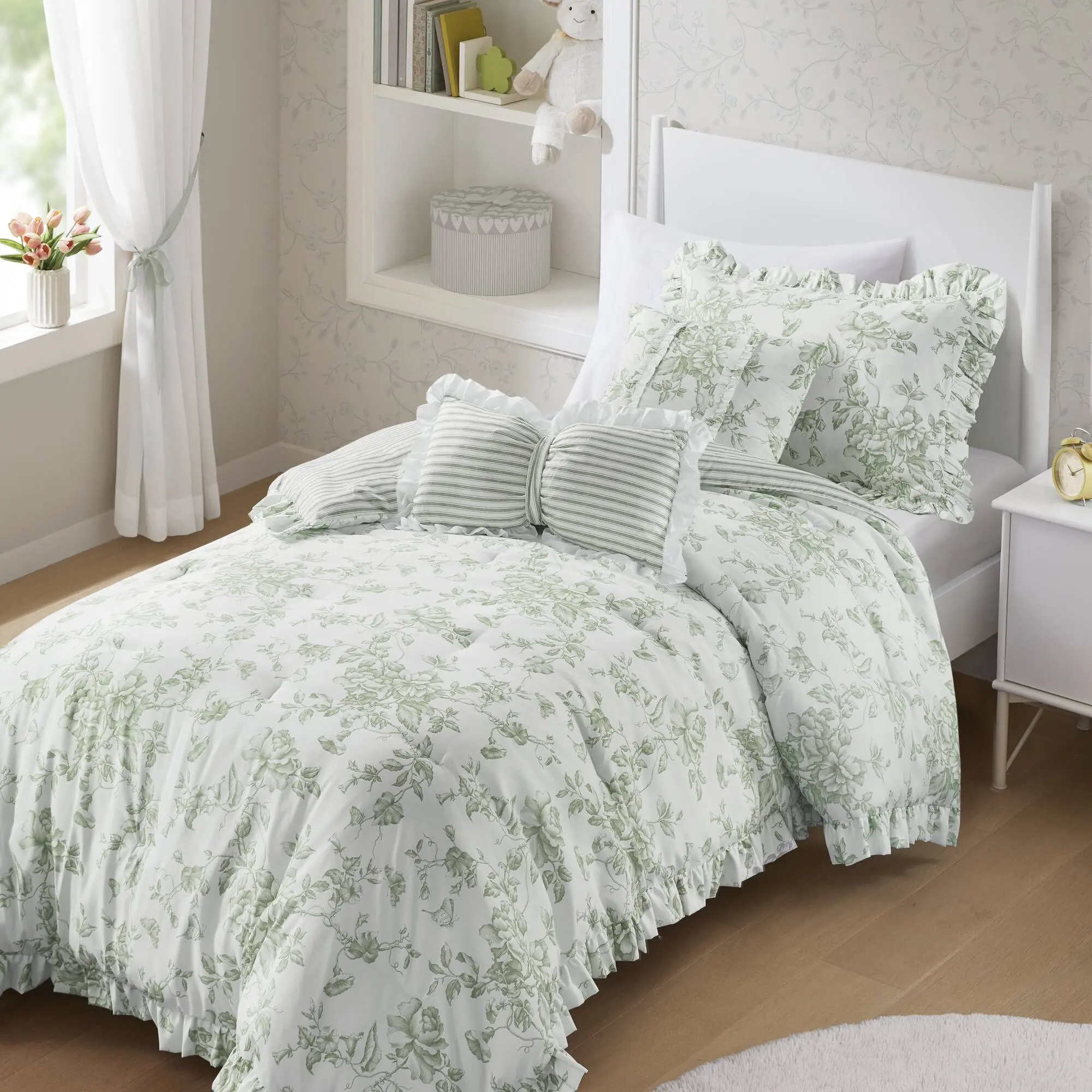 ARCH 4-Piece Twin/Twin XL Comforter Set with Decorative Pillows, Green, Soft Microfiber Bedding, Lightweight All-Season Quilted Blanket, Reversible Design, Machine Washable, Ideal for Bedroom, Guest Room, Dorm, Kids Room, Home Furniture and