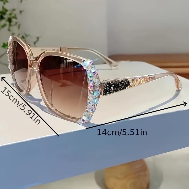 Diamond Studded Polarized Sunglasses - Women's Gradient Stylish Eyewear for Street Photography SpringStatements