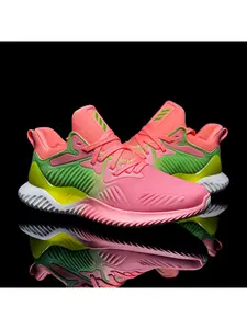 New casual retro unisex shoes gain widespread fashion attention, sleek grand shoe body breaks dressing style limits, satisfies wearing options for all ages and accumulates mature aesthetics that stand long-time verification.