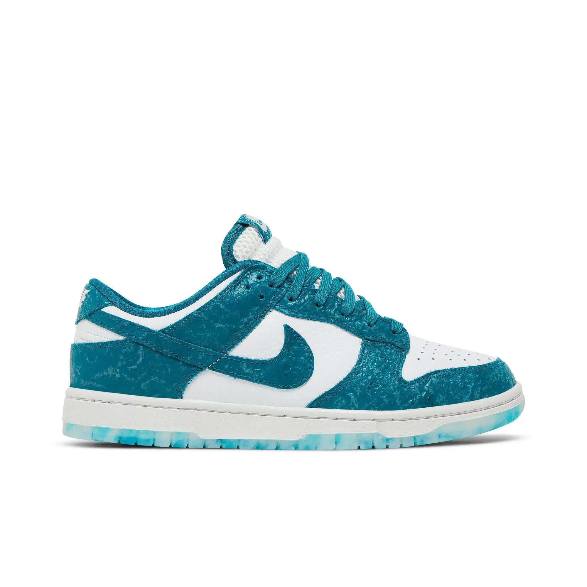 Nike Women's Dunk Low 'Ocean' (women's sizes) Summit White/Bright Spruce sneakers DV3029 100