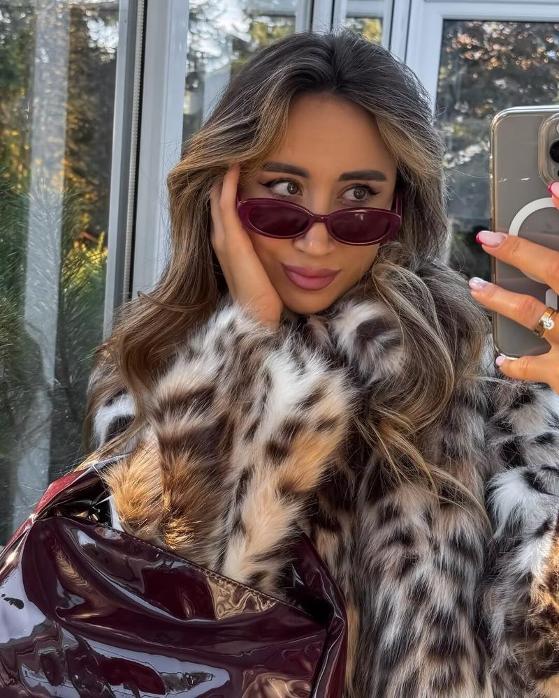 BIGWIG women's fashion leopard faux fur short jacket, plush stand collar splicing warm coat, lapel long sleeve side pocket casual coat, winter leopard faux fur loose slim fit warm coat, elegant winter fashion