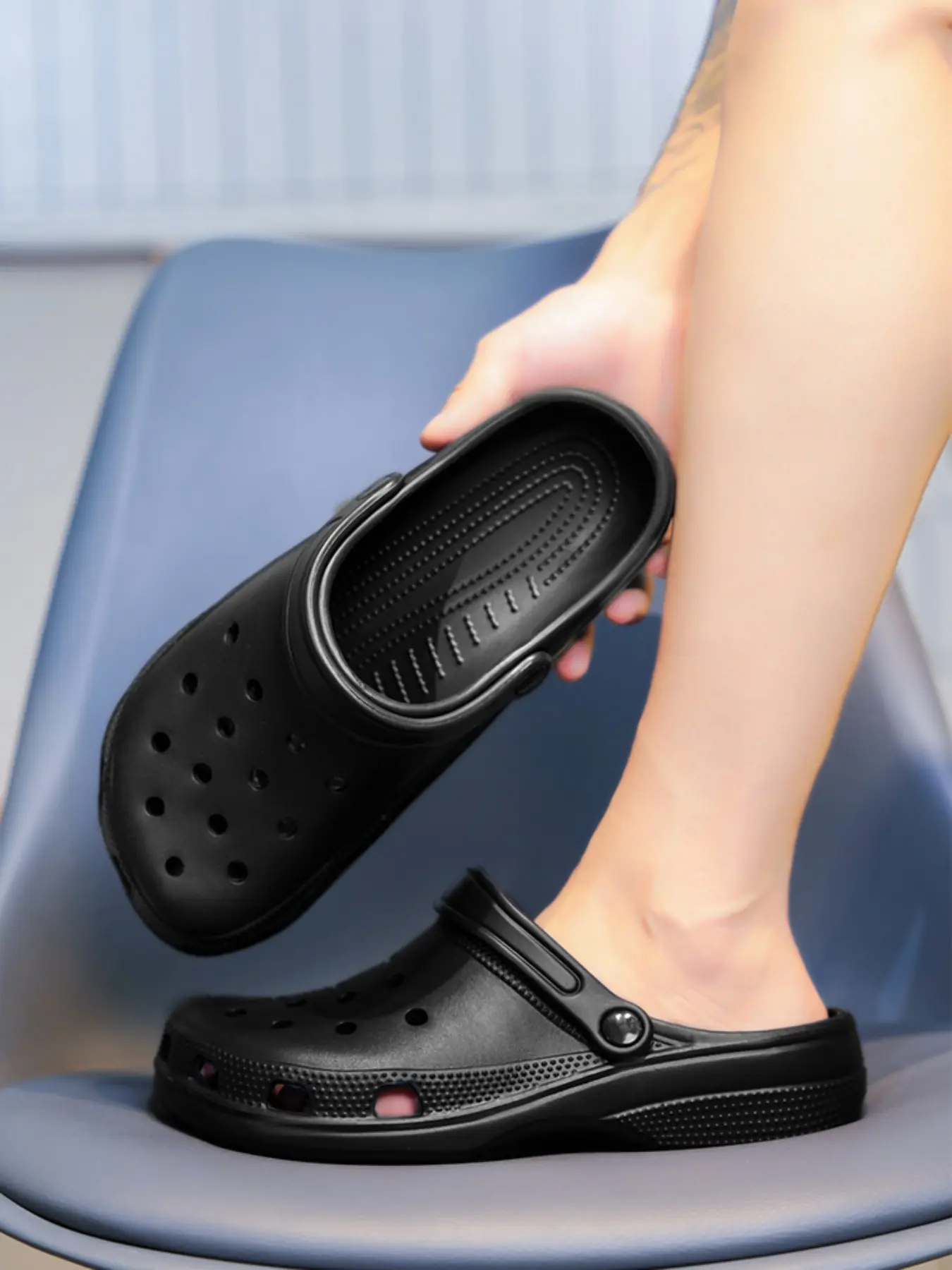 Family Holey Shoes, Couple Summer Breathable Beach Shoes, Men's Sandals, Outdoor Holey Shoes, Anti-Slip Beach Slippers, Unisex, Footwear Sandal