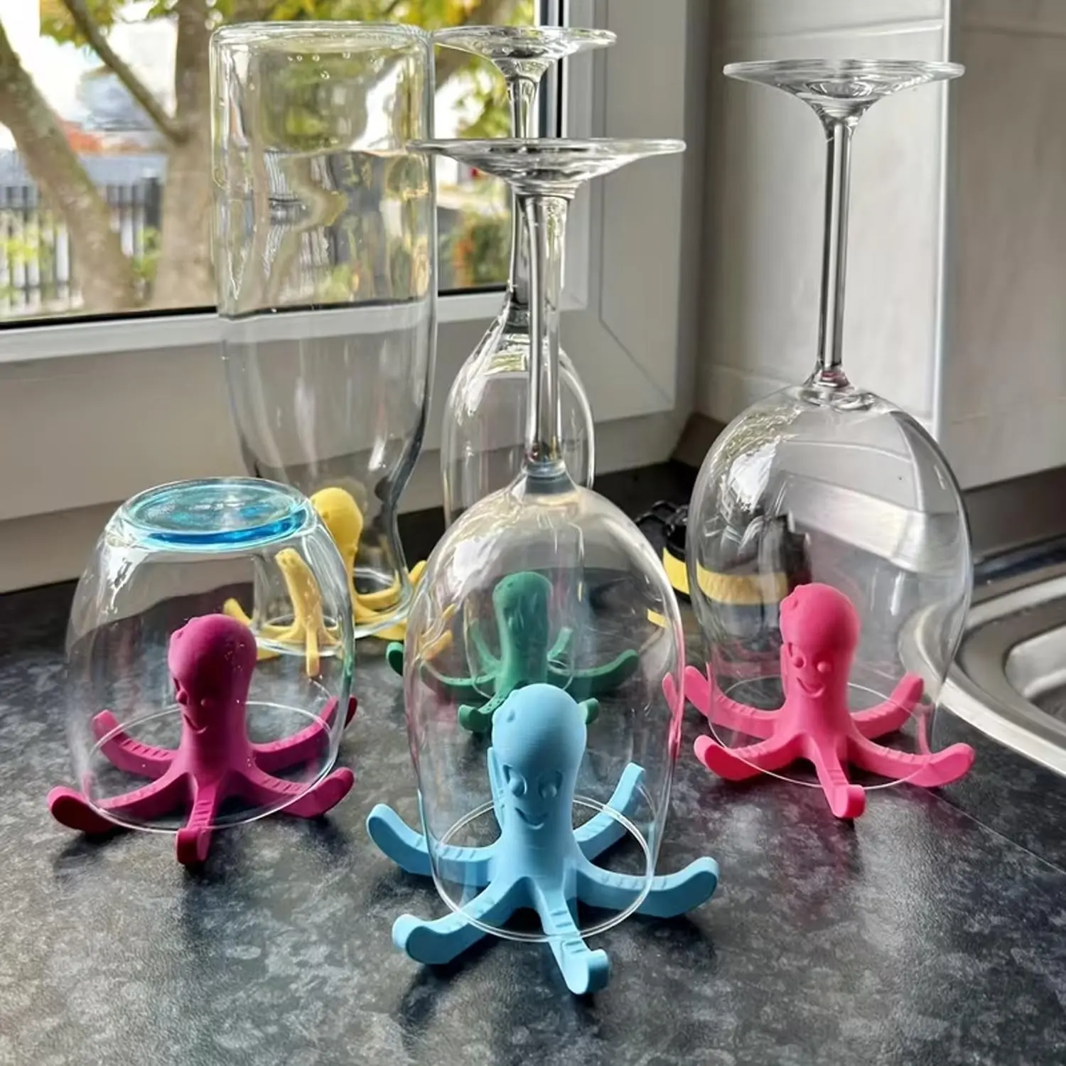 Independent Water Bottle Drying Rack, Rapid Ventilation System, Saves Countertop Space, Compatible with Mugs and Wine Glasses, Kitchen Office Use