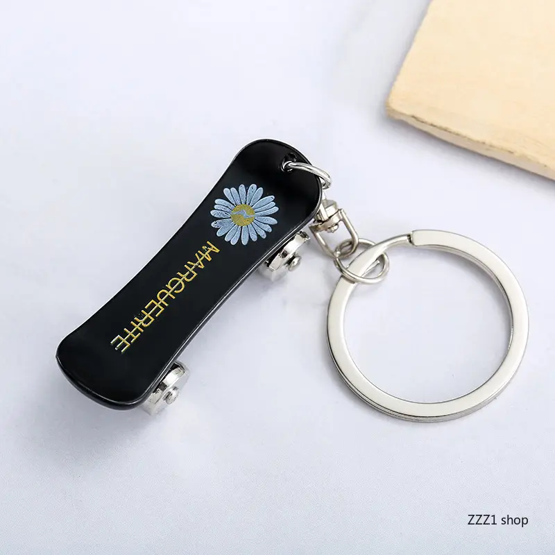 Unisex Textured Metal Daisy Scooter Keychain - Hip Hop Streetwear Bag Accessory, Fashion Craft Pendant, Ideal for Car Key Decoration & Youth Festival Gifts (Sports & Outdoor Camping Hiking Hammock Styling Accent)