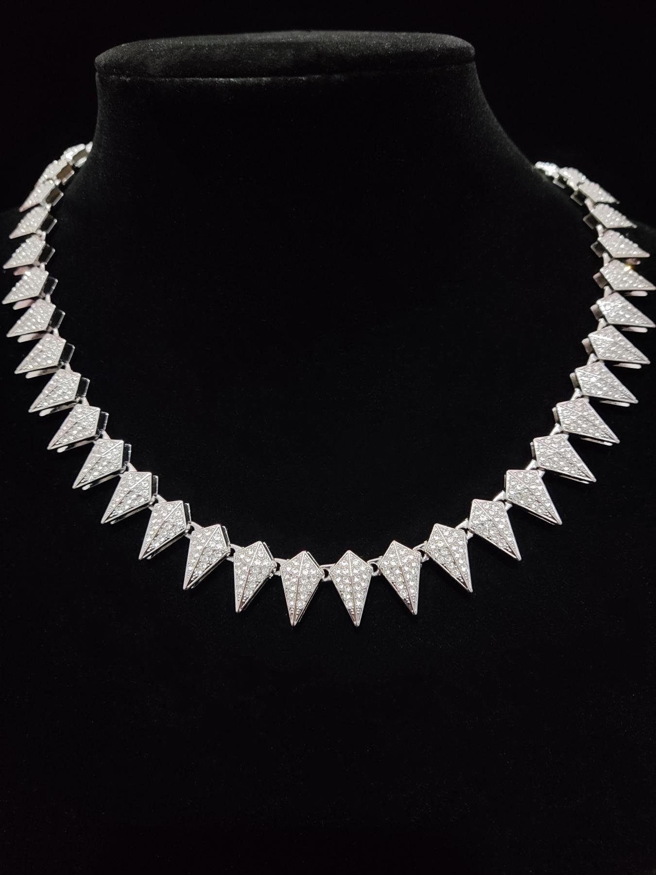 Rhinestone Decorated Rivet Shaped Chain Necklace, Fashion Zinc Alloy Exquisite Chain Jewelry for Women and Men, Casual All-match Accessories for Party, Daily Clothing Decoration, without Box