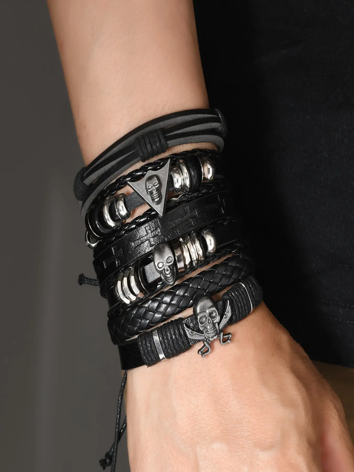 Men's 6-Piece Gothic Skull Layered Leather Bracelet Set, Vintage Braided Leather Wristband, Adjustable Punk Rock Motorcycle Style