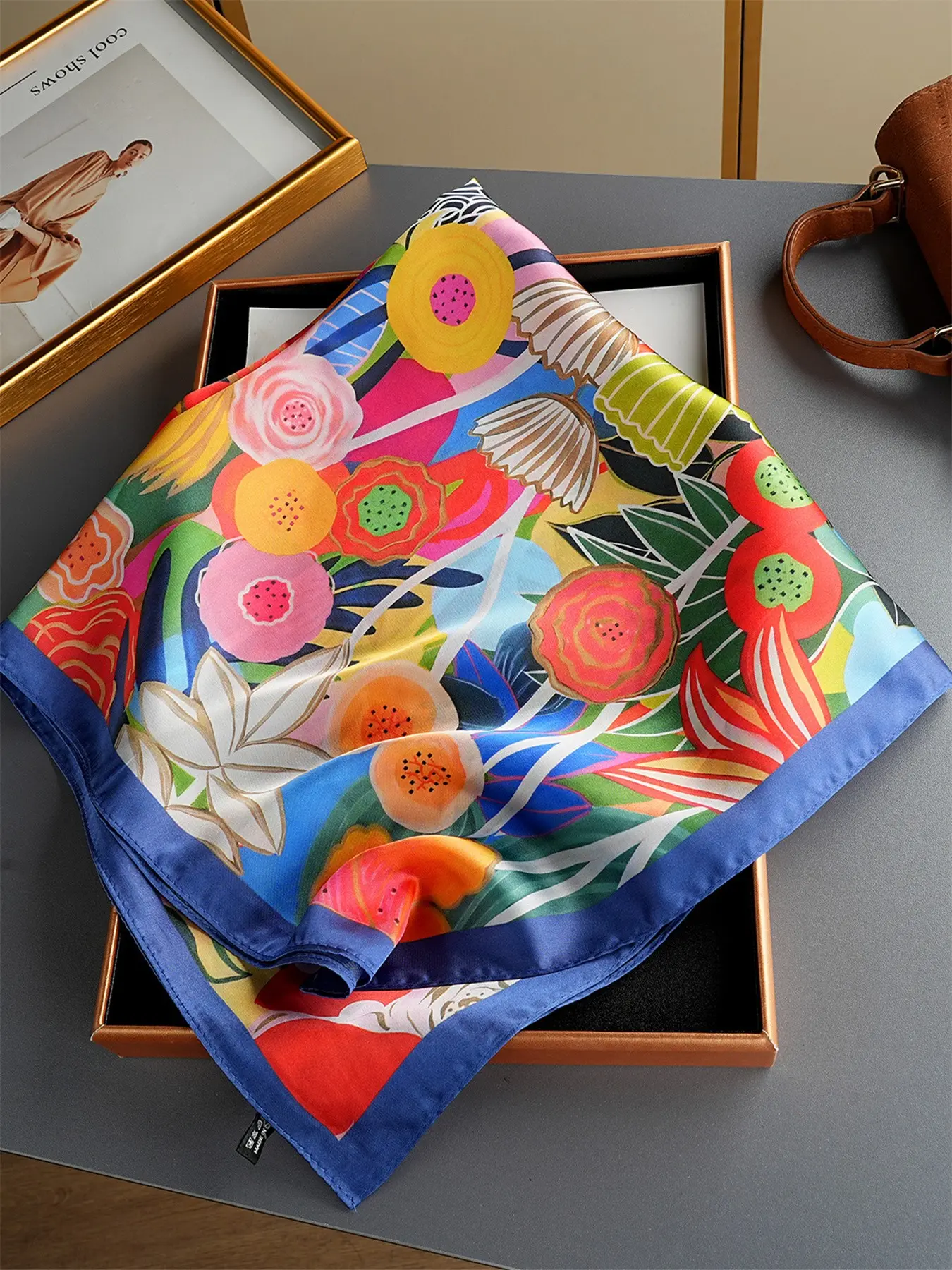 Trendy Floral Headscarf, New Print Square Scarf, Luxury Silk Scarf, Four-Season Wrap, Women's Fashion Shawl, 70x70cm Polyester