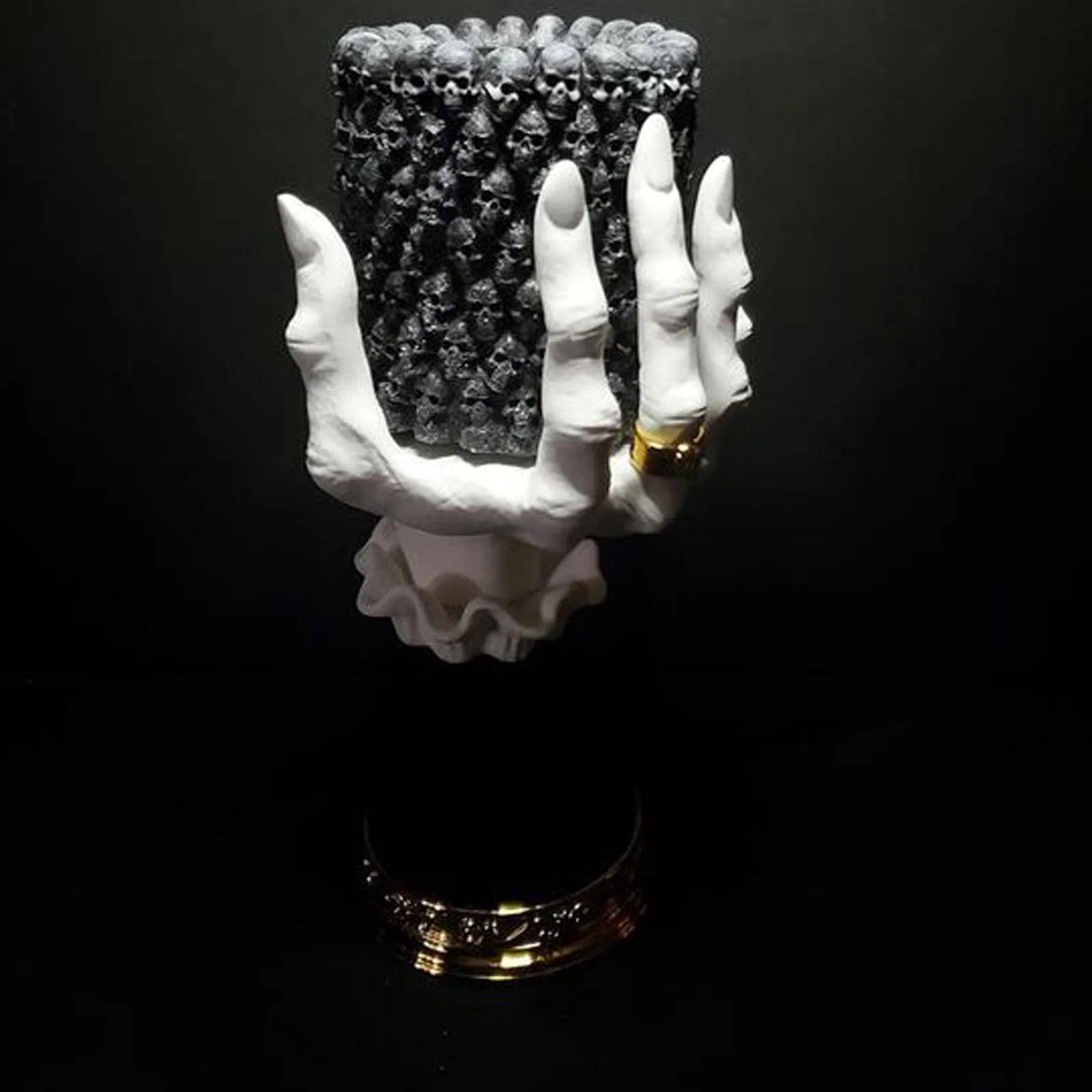 Witch Hand Candlestick Halloween Palm Candle Holder Gothic Decor Snack Bowl Stand Resin Ornament Halloween Decorations For Home