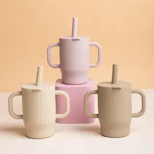 Silicone Training Cup with Straw Cap & Double Handles, 1 Count Baby Drinking Cup, Baby Learning Drinking Cup, Suitable for Infants and Toddlers, Sippy Cups