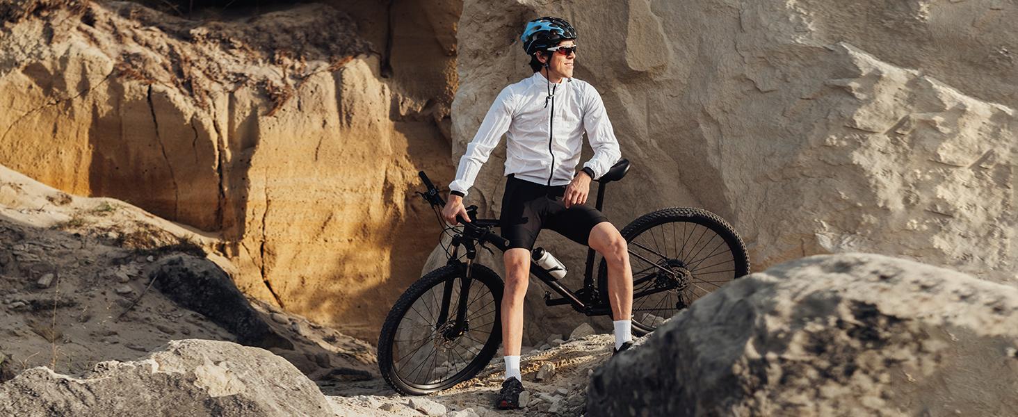 Baleaf Mens 4D Padded Bike Shorts Cycling Shorts with Phone Pockets Zipper UPF 50+ Reflective Mountain Biking Gear