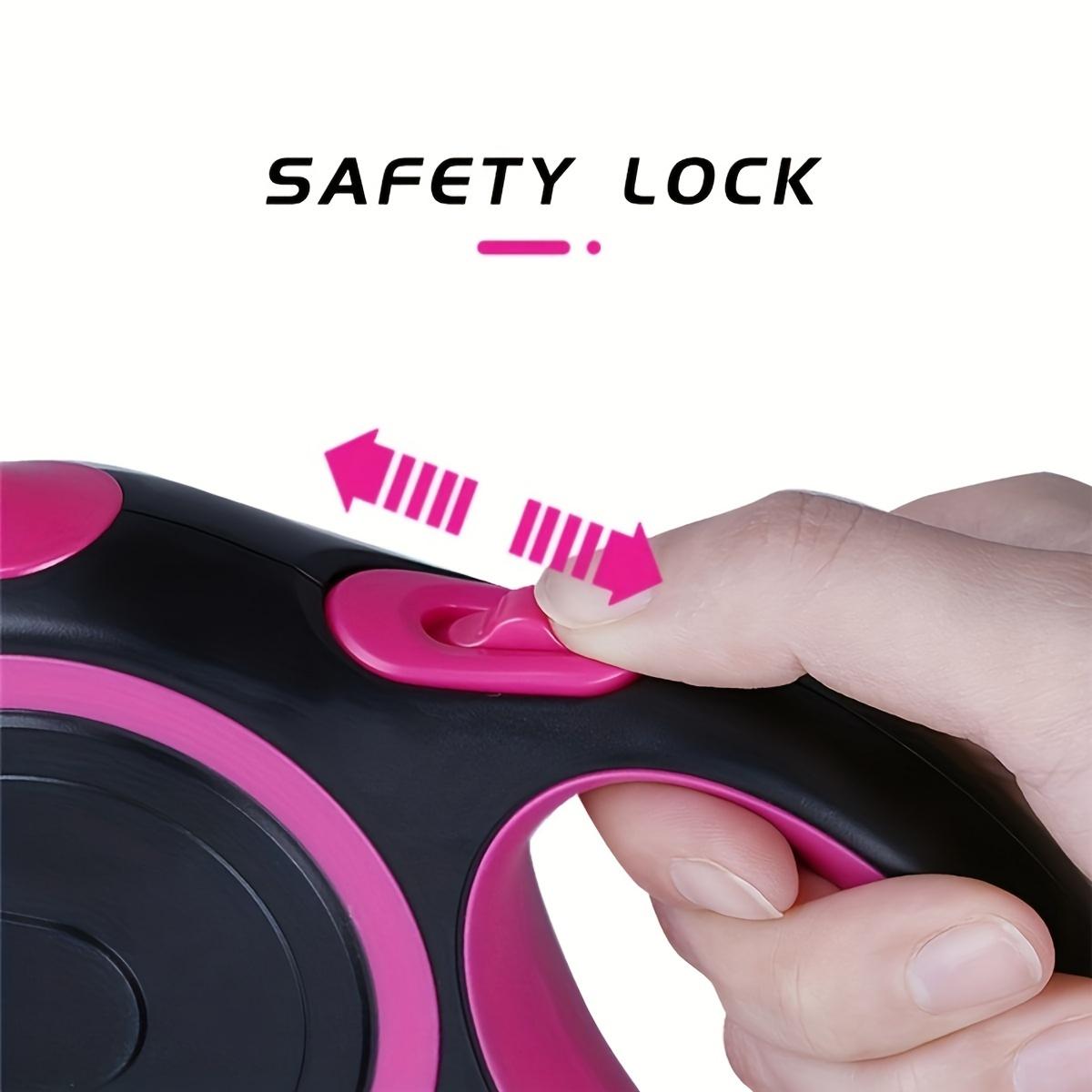 Retractable leash, suitable for medium-sized dogs, durable and comfortable, ideal for outdoor adventures.