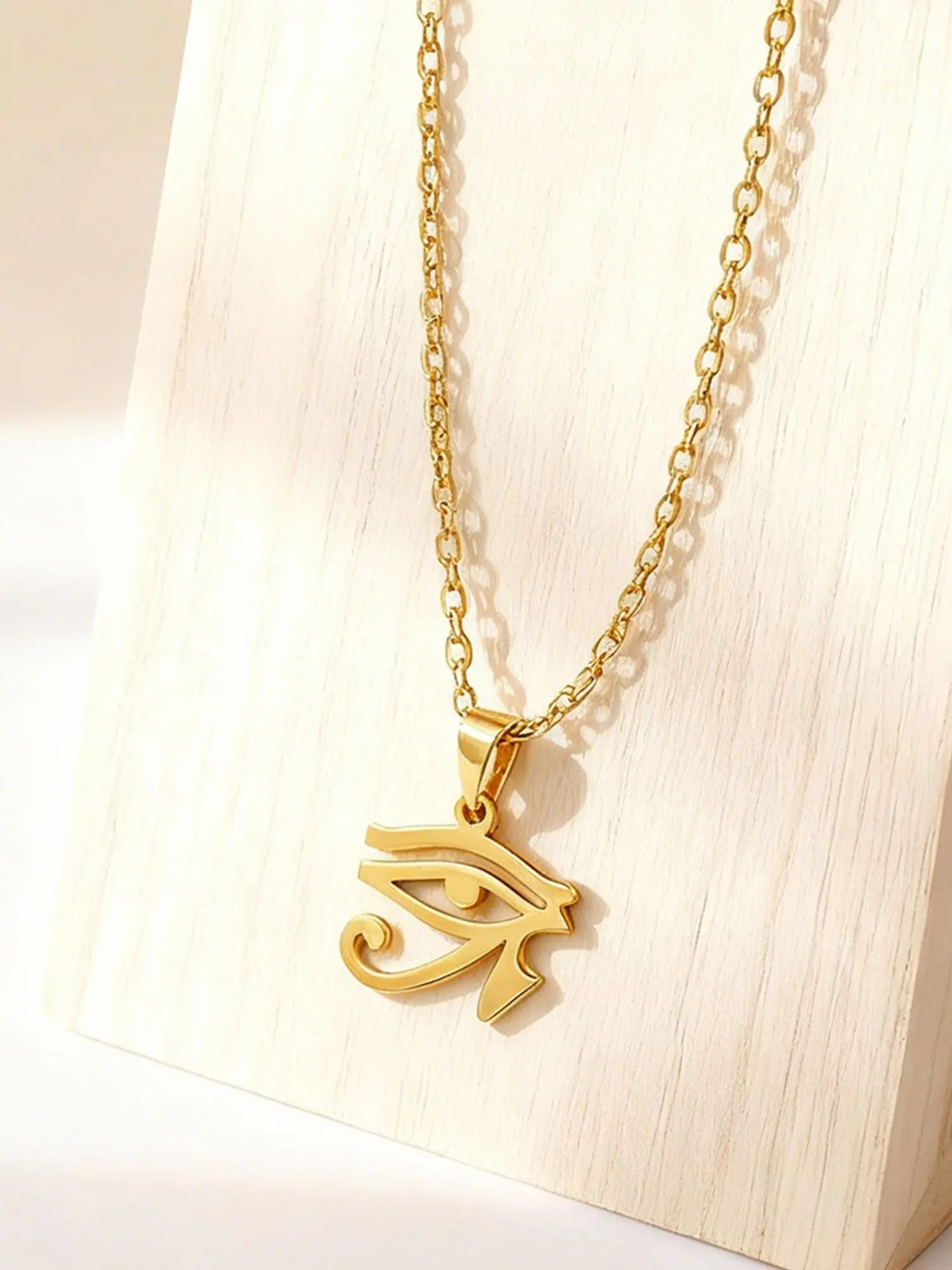 1 piece of elegant and fashionable stainless steel polished Ancient Egyptian Pharaoh Horus Eye pendant necklace, street-style hip-hop non-fading sweater chain, light luxury collarbone chain, versatile accessory for daily commuting, personalized gift.