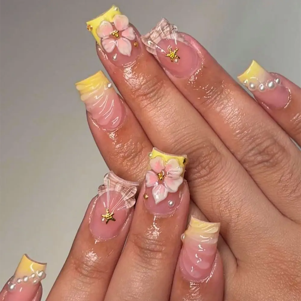 24pcs Short Square 3D French Nail Art Set, Nail Art Products, Includes 1 Nail Glue Pad and 1 Nail File, Plain Surface Medium Length Nails, Nail Art Supplies