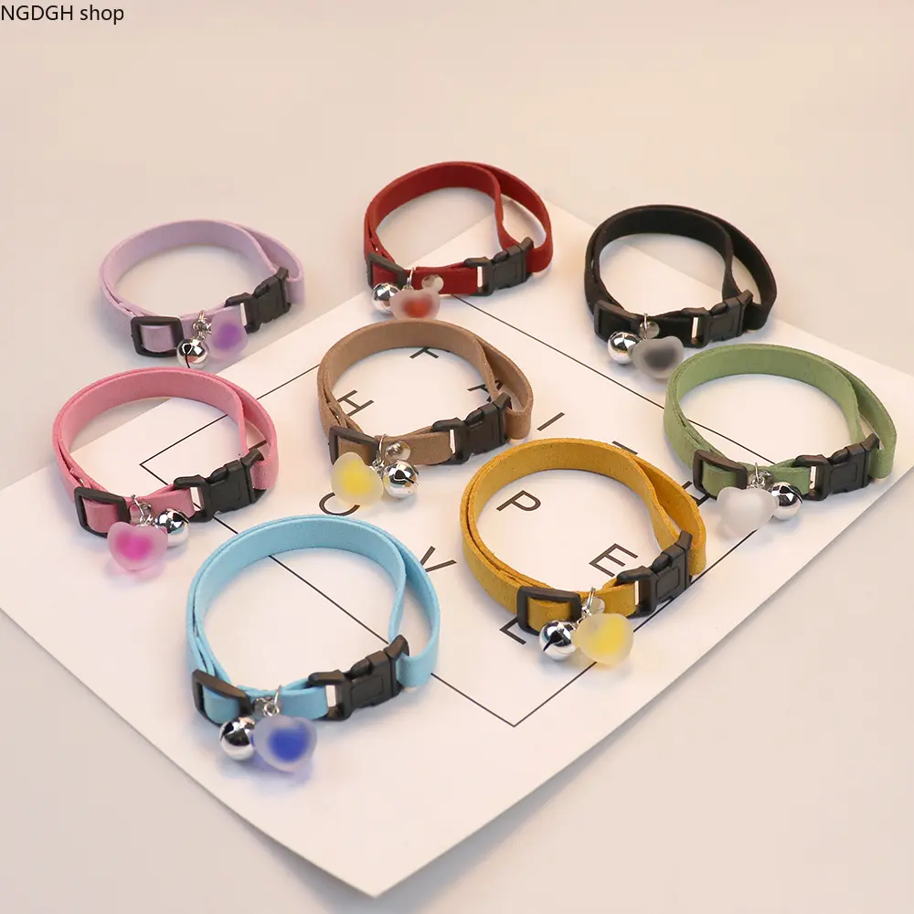 Soft Fabric Pet Collar with Heart Shape Bell Accessory, Adjustable for Kittens, Ideal for Daily Wear