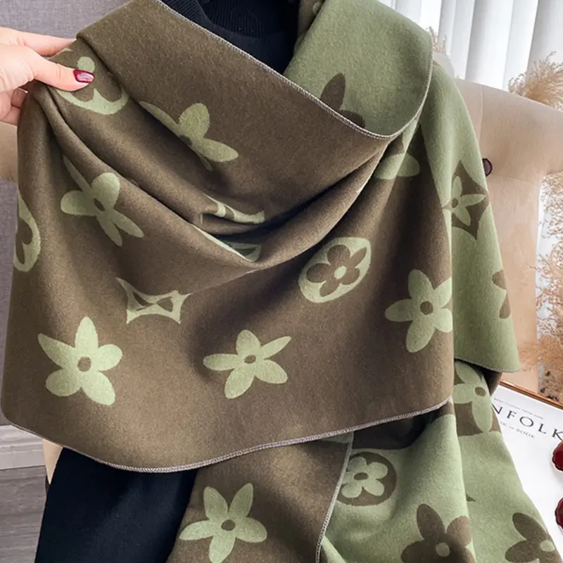 Women's Fall & Winter Cozy Wrap Shawl, Elegant Graphic Shawl, Ideal for Daily Wear