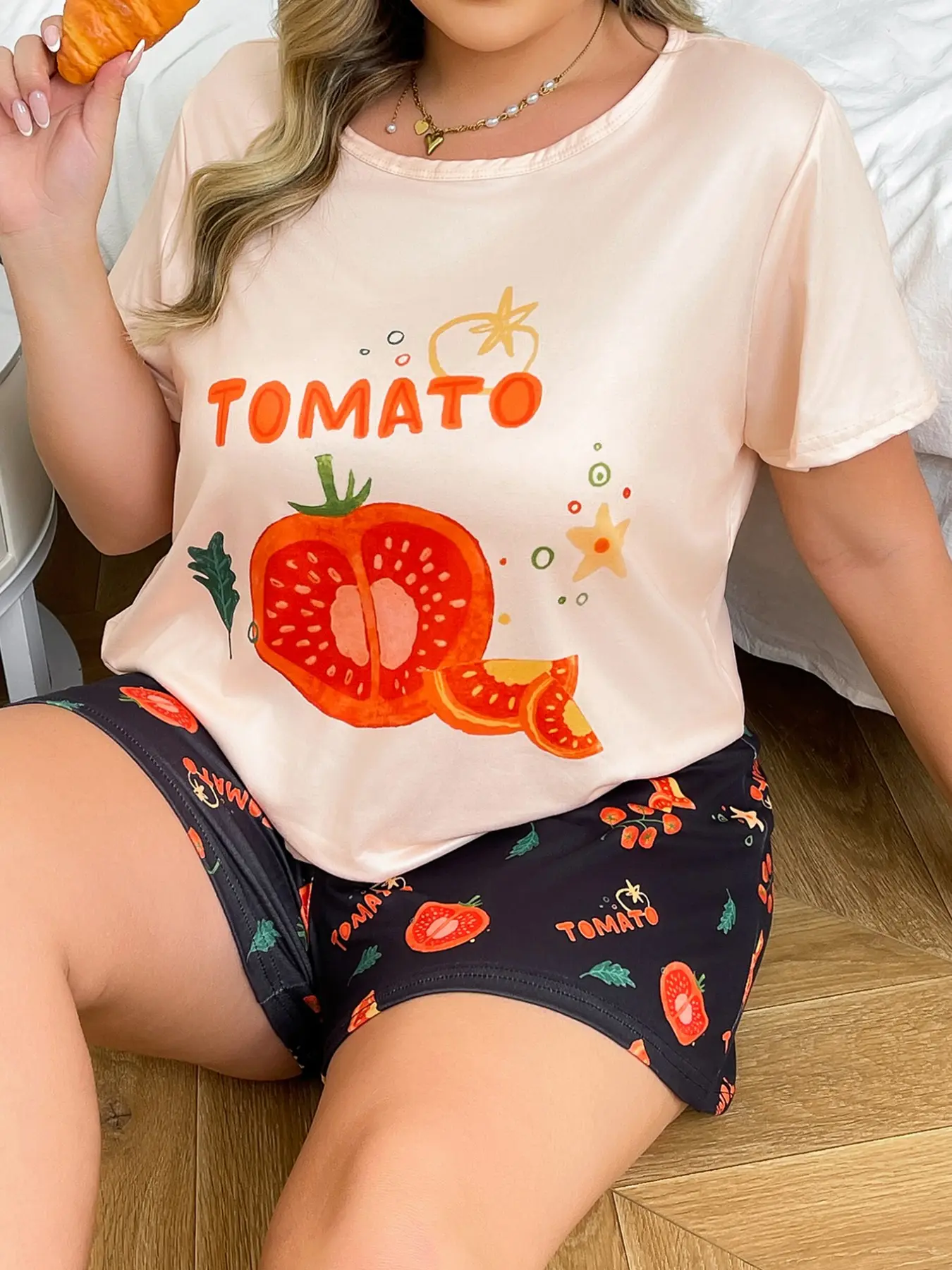 Plus Size Women's Summer Pajama Set, Light Tomato Print Round Neck Short Sleeve Top + Full Print Elastic Shorts, Comfortable Home Wear