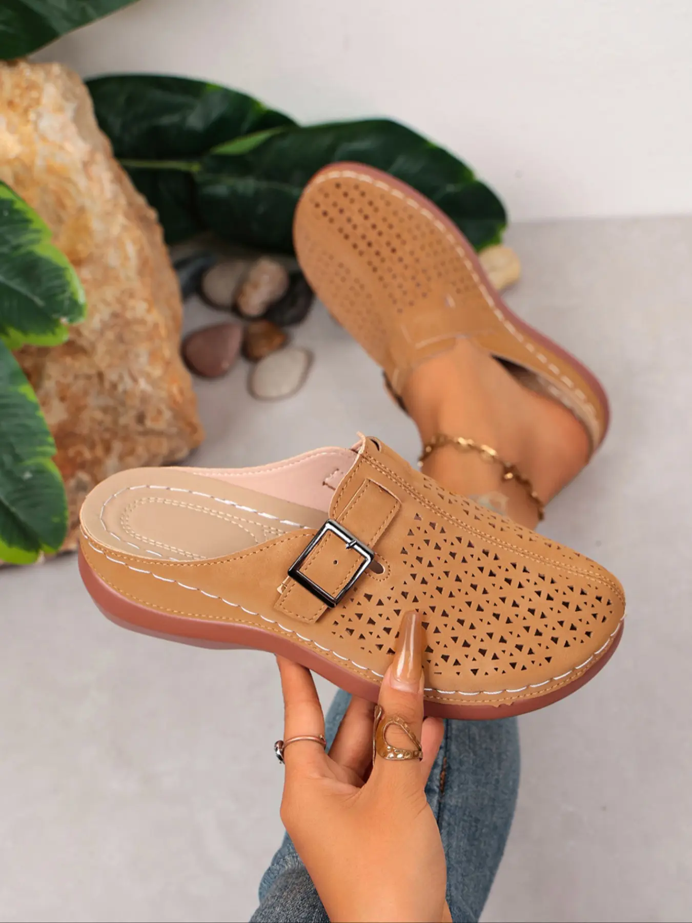 Women's Perforated Platform Clog Mules, Adjustable Buckle Slip On Shoes, No Fatigue All Day, Fits Jeans & Dresses, Platform Elevated Clogs, summeroutfits, traveloutfits, casualstyle, affordablefashion, spotlightfinds, weeklydeals #summerwins #ModoPartido