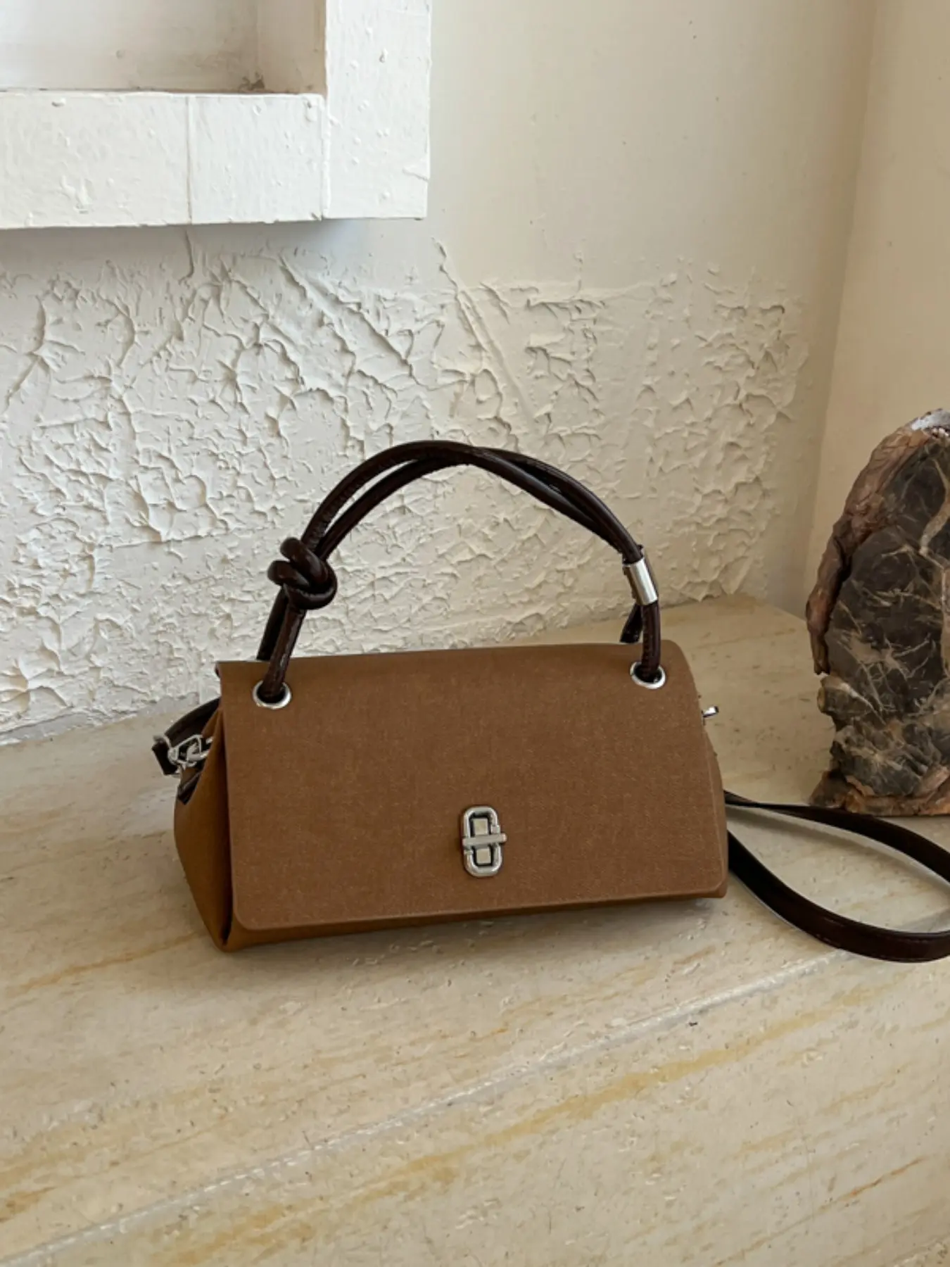 Canvas Patchwork Leather Bag, Silver Color Lock Closure, Adjustable Shoulder Strap, Retro Style, Ideal for Commute and Casual Wear