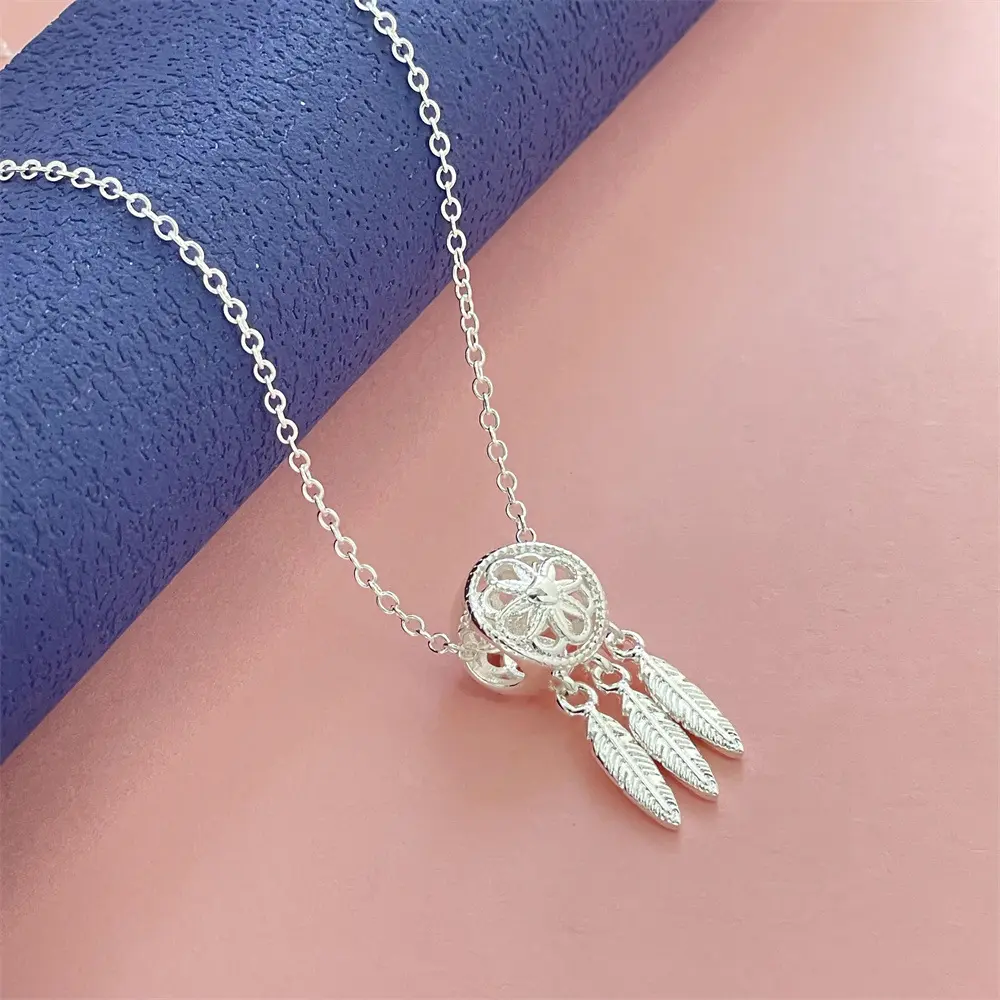 Female 925 Silver-Plated Dreamcatcher Pendant Necklace with 46cm Chain, Lightweight Casual Decorative Costume Jewelry for Daily Matching