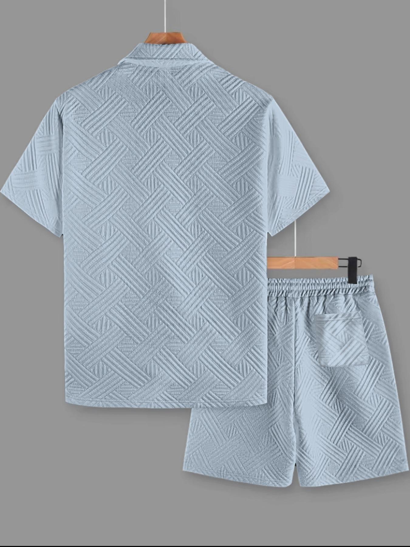 Men's 2-piece set:a short-sleeve button-up shirt paired with drawstring shorts. This summer outfit features a casual, Tropical textured diagonal stripe pattern, perfect for beach getaways, vacations, casual outings, and more—a men's stripe set.