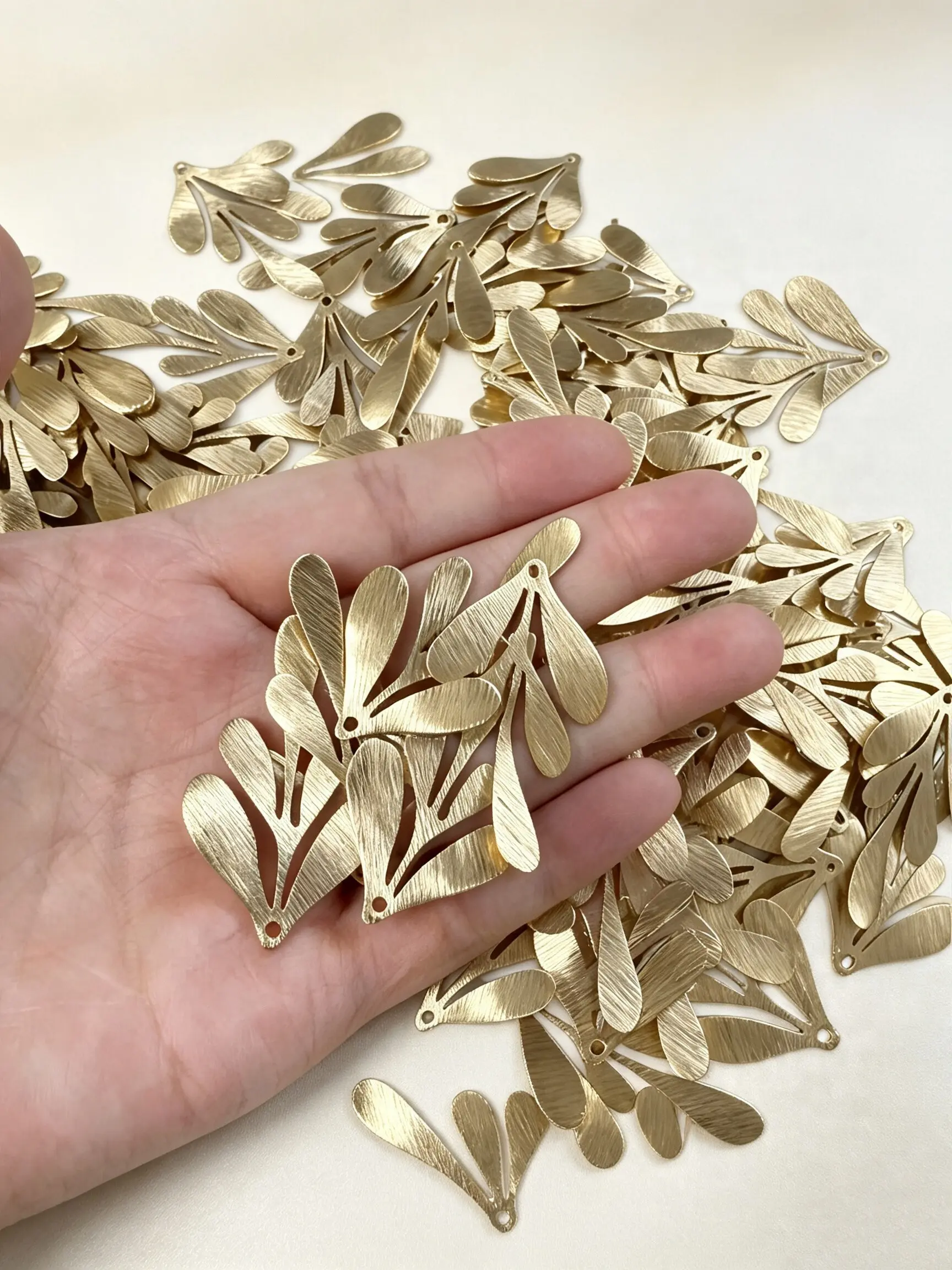 10pcs Brass Leaf Pendant Charms, Textured Raw Brass Teardrop Leaf Cutouts, DIY Earring Making Jewelry Accessories, Craft Supplies