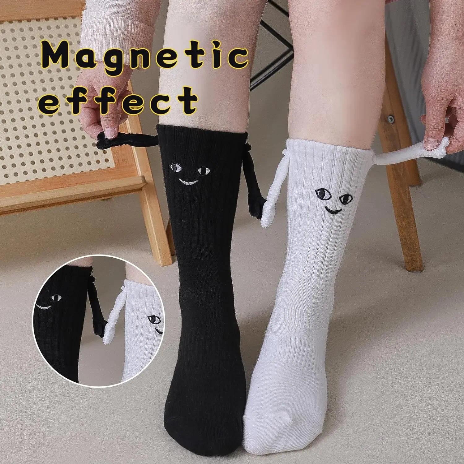 Instagrammable Couple Socks Magnetic Hand Hold Mid Calf Funny Matching Set for Dating Couples BFFs Photo Prop