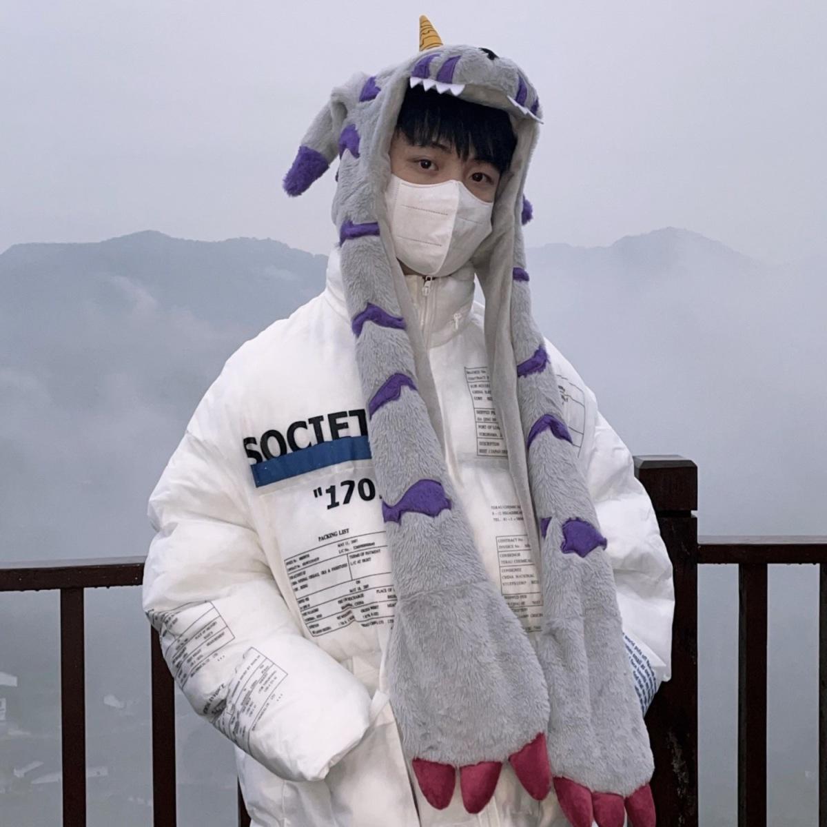 Digimon Adventure Gabumon Hat Anime Peripheral Plush Toy Cos Anime Figure Two-dimensional Cartoon Kawaii Scarf Gloves Gift