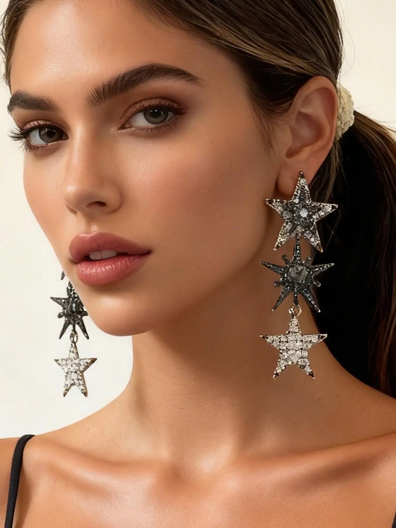 Elegant Gradient Starburst Earrings, Silver Color Rhinestone Design, Boho Style Long Drop Earrings for Parties and Dates