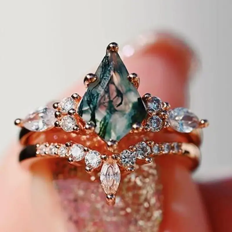 Natural Green Moss Agate Rhombus Wedding Band Ring For Ladies, Vintage European American Style Holiday Party Fine Jewelry Moss Agate Ring Wedding Ring Natural Stone Jewelry Holiday Gift Women Engagement Ring
