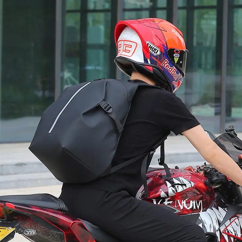 Large Capacity Multi-Sport Helmet Backpack, Waterproof Football Baseball Motorcycle Gear Bag, Reflective Strips, Suitable for Helmets and Laptops