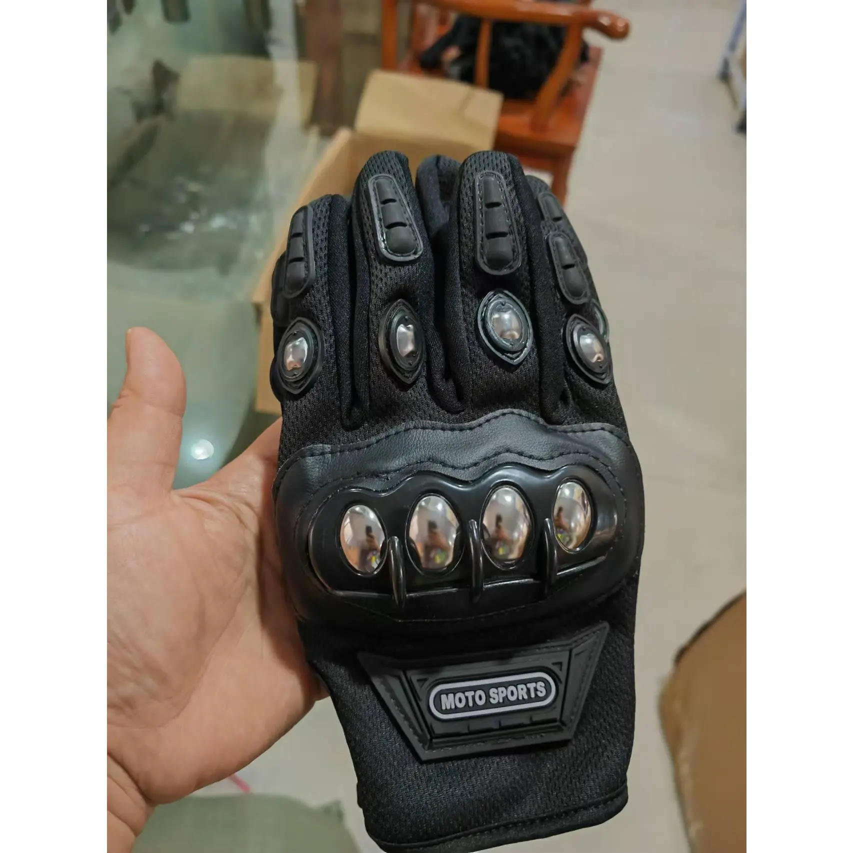 Anti-drop and wear-resistant stainless steel hard shell outdoor five-finger self-defense tactical gloves fighting cycling motorcycle half-finger long finger