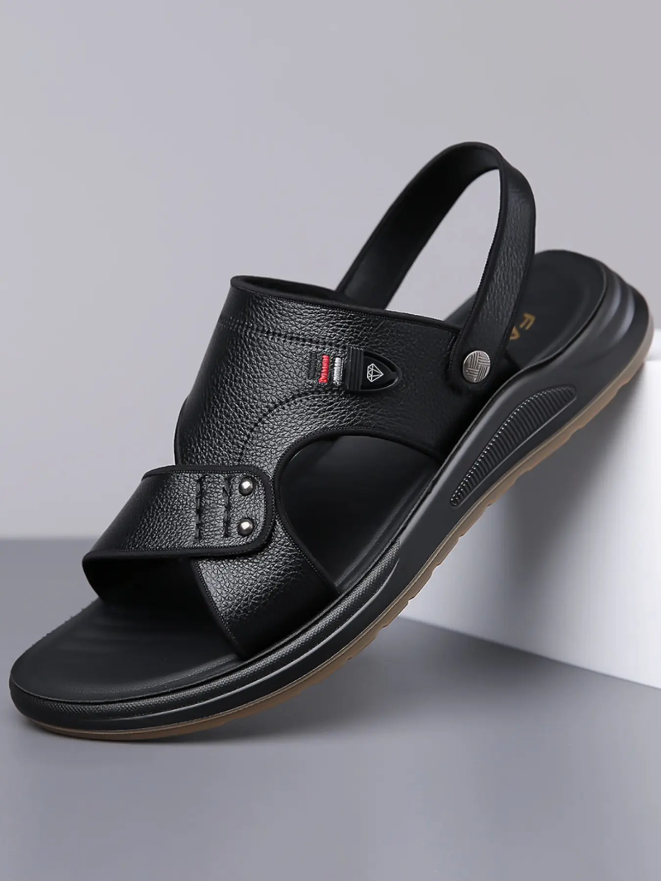 New Summer Men's Beach Shoes, Daily Commute Driving Plain Color Sandals, Fashion Casual Trendy Versatile Flip Flops, Slides Sandals, Comfortable, Lightweight and Stylish Footwear