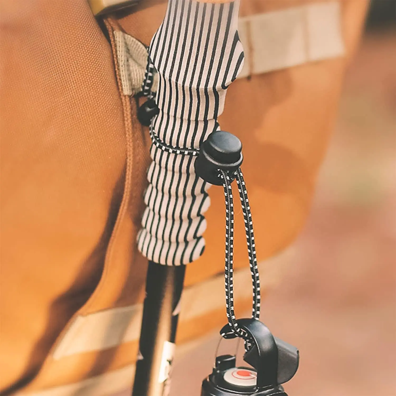 2 Counts Backpack Straps, Outdoor Hiking Backpack Hanging Walking Stick Strap Buckle, Elastic Rope, Binding Hook, Equipment Lanyard Tail Cord, Detachable Elastic Straps