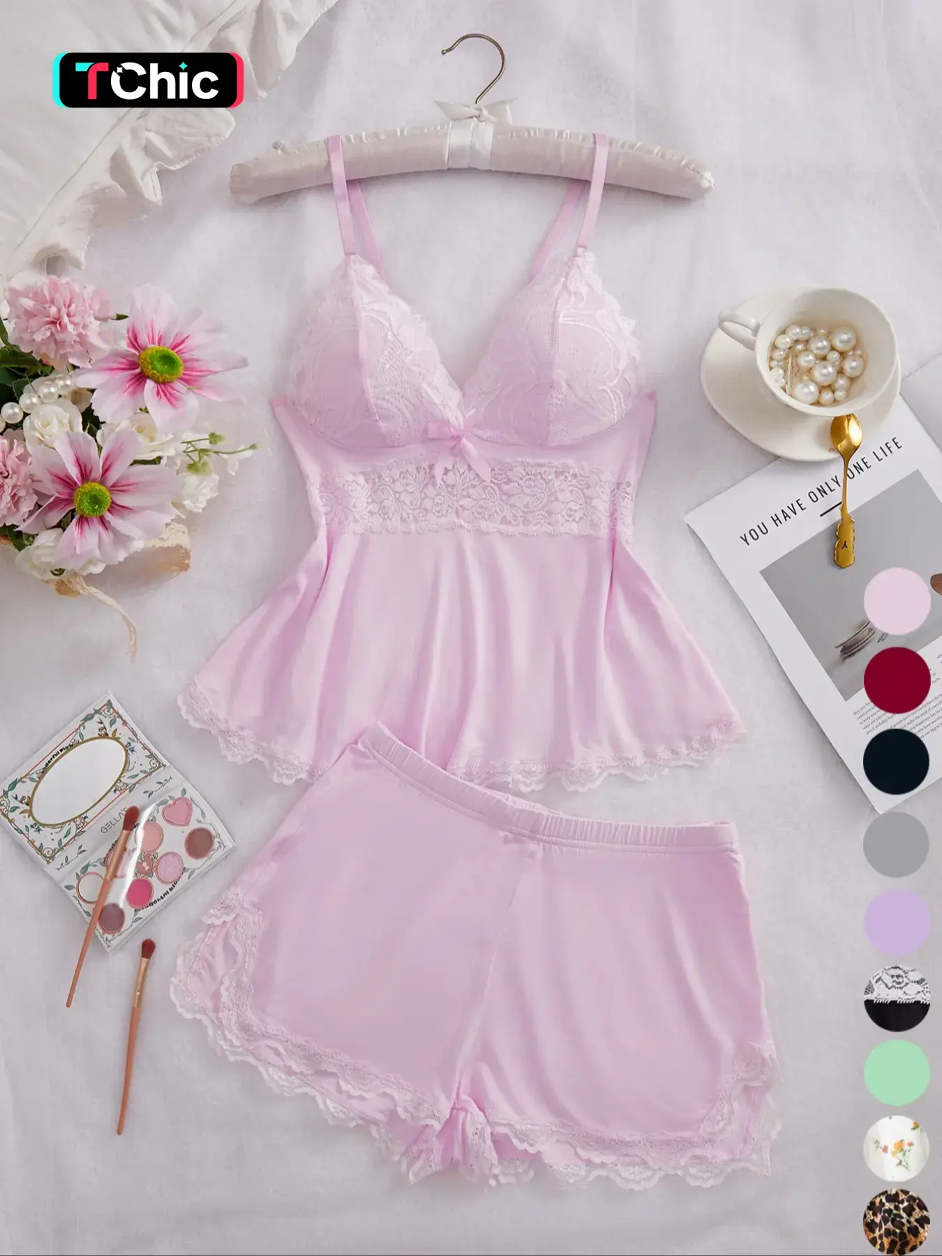 Women's Halloween Lace-Trim Spaghetti Strap Sleepwear Set, Soft and Comfortable Fitted Design, Casual All-Season Home Wear, 2-Piece Shorts Set Stretchy Lingerie Top Underwear Elegance Outfit