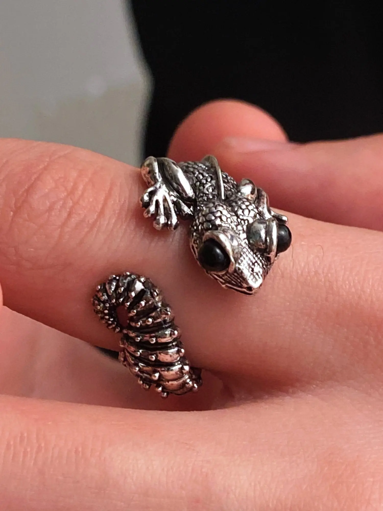 Gothic Lizard Ring, Cute Animal Hip Hop Open Thai Silver Adjustable Band, Stylish Jewelry for Men and Women, Unique Design Accessory