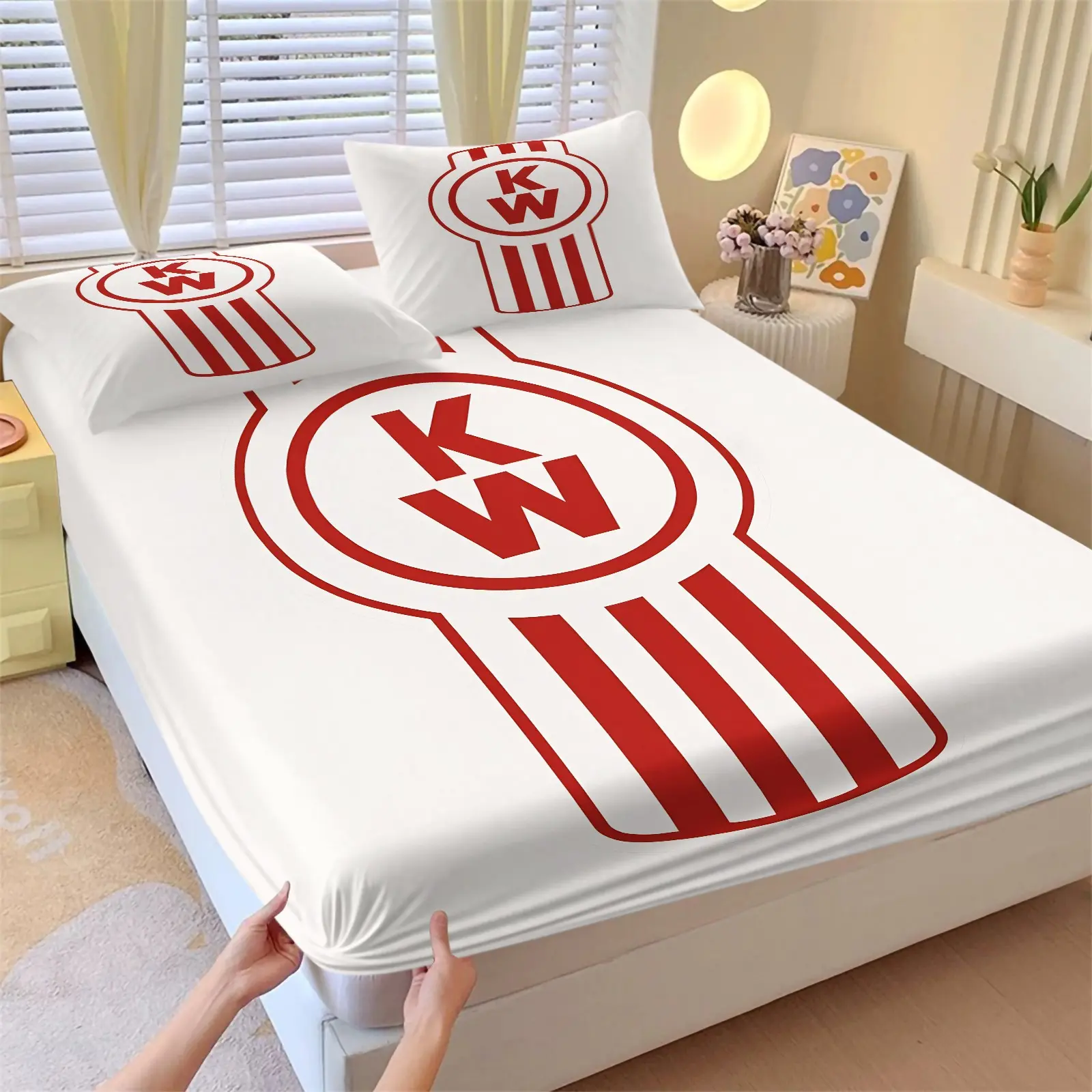 White Background Kenworth KW Logo Fitted Sheet Set, 1 Fitted Sheet and 1-2 Coreless Pillowcases, Soft Breathable Anti-Slip Bedding, Printed Bedding Set, Classic Red Striped Truck Badge Print, Ideal For Truck Driver Bedroom Decor